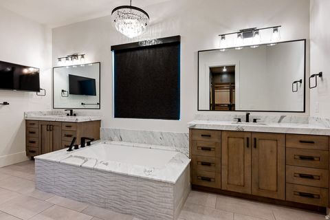 Tiny photo for 11 E CROSS HILL LN, Sandy, UT 84092 (MLS # 2151660)