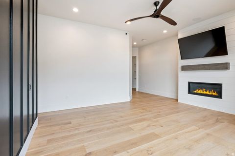 Tiny photo for 11 E CROSS HILL LN, Sandy, UT 84092 (MLS # 2151660)