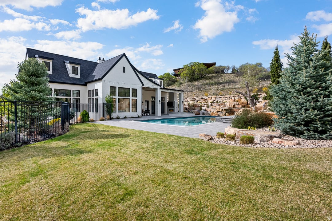 PEPPERWOOD - Residential