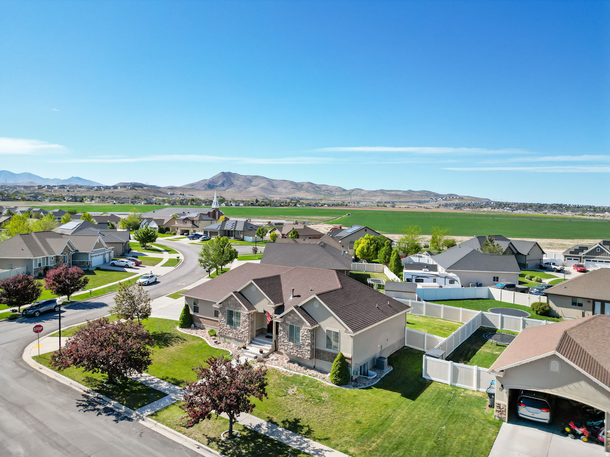 SIERRA ESTATES - Residential