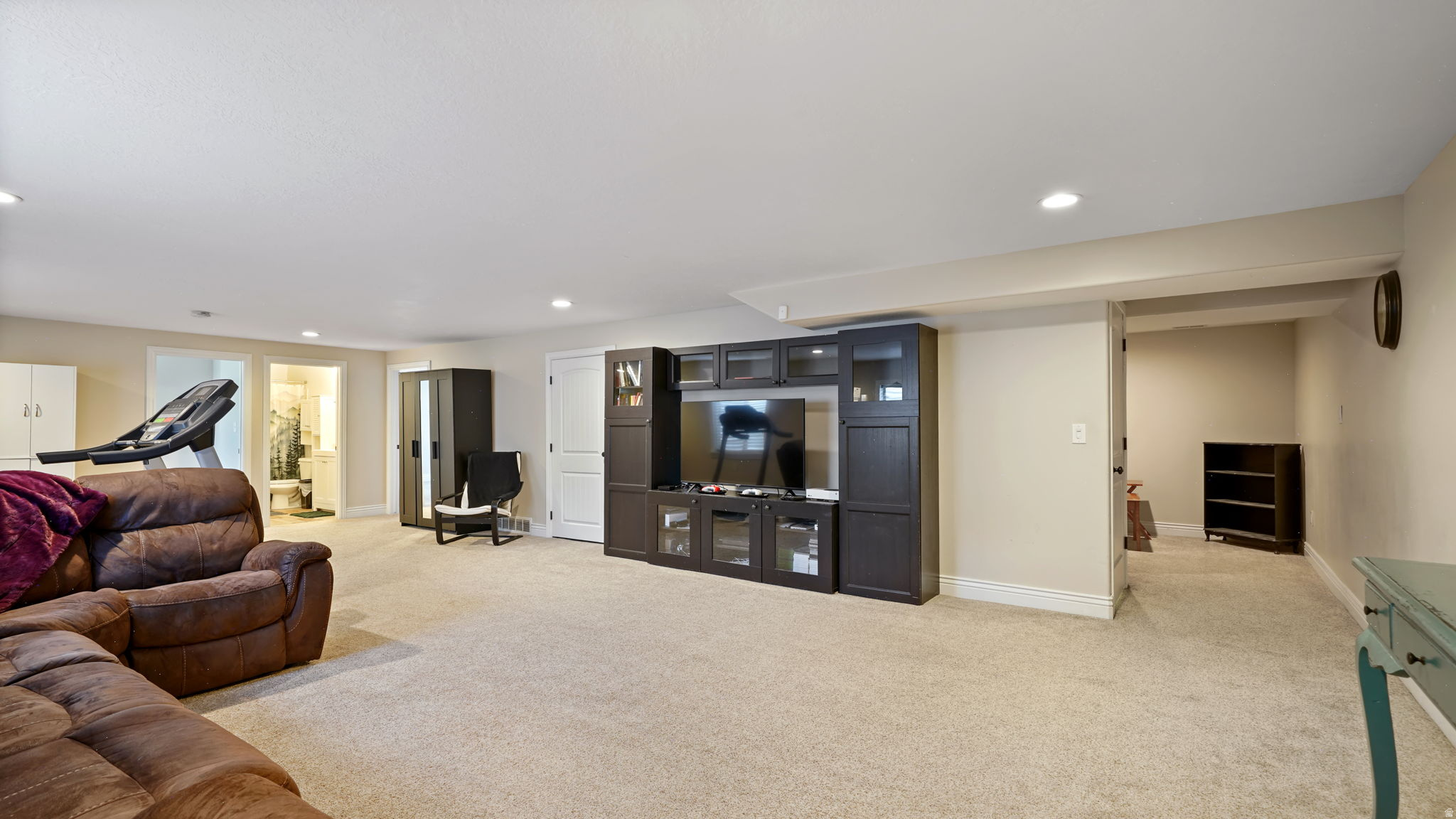SIERRA ESTATES - Residential