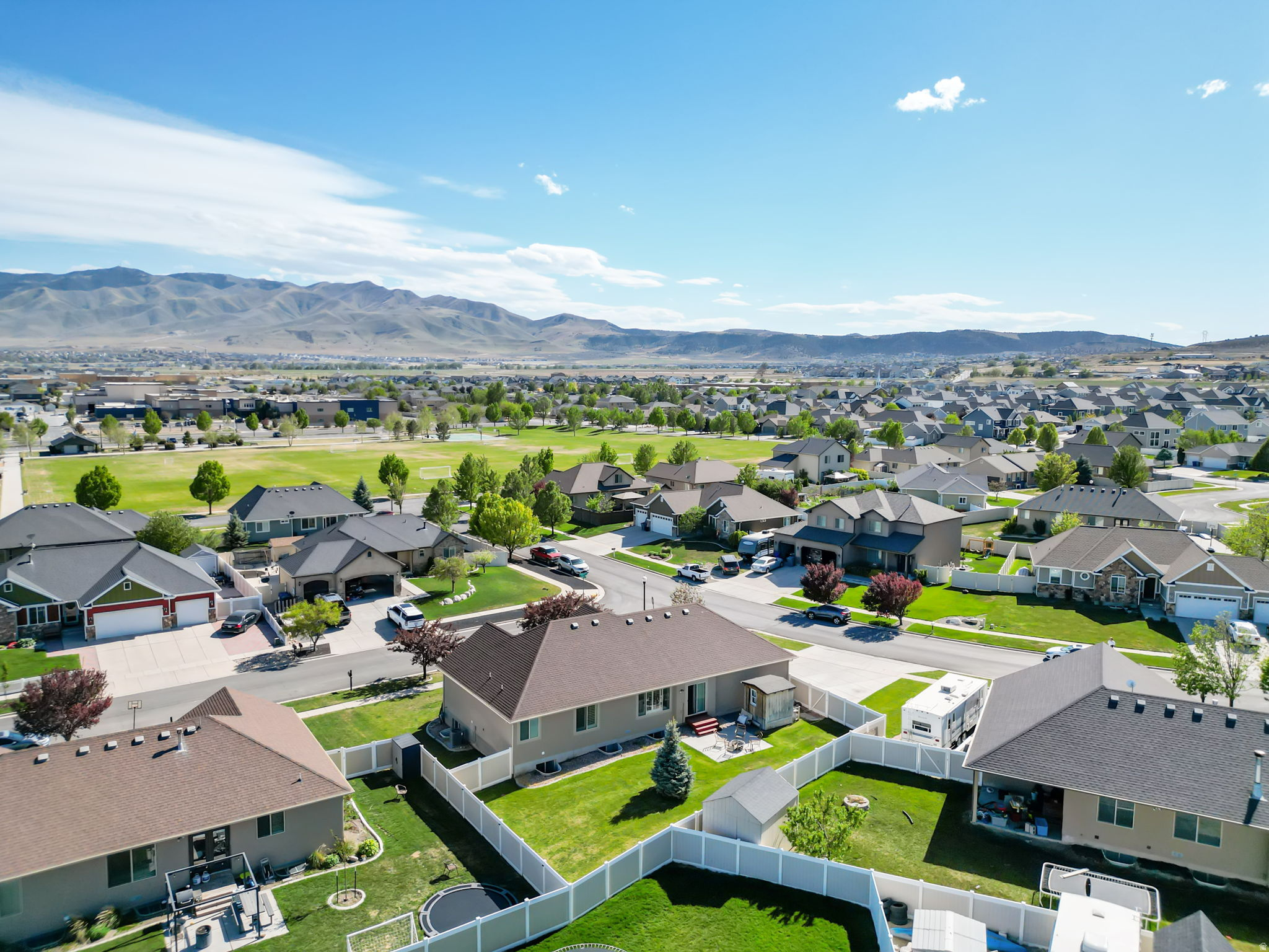 SIERRA ESTATES - Residential