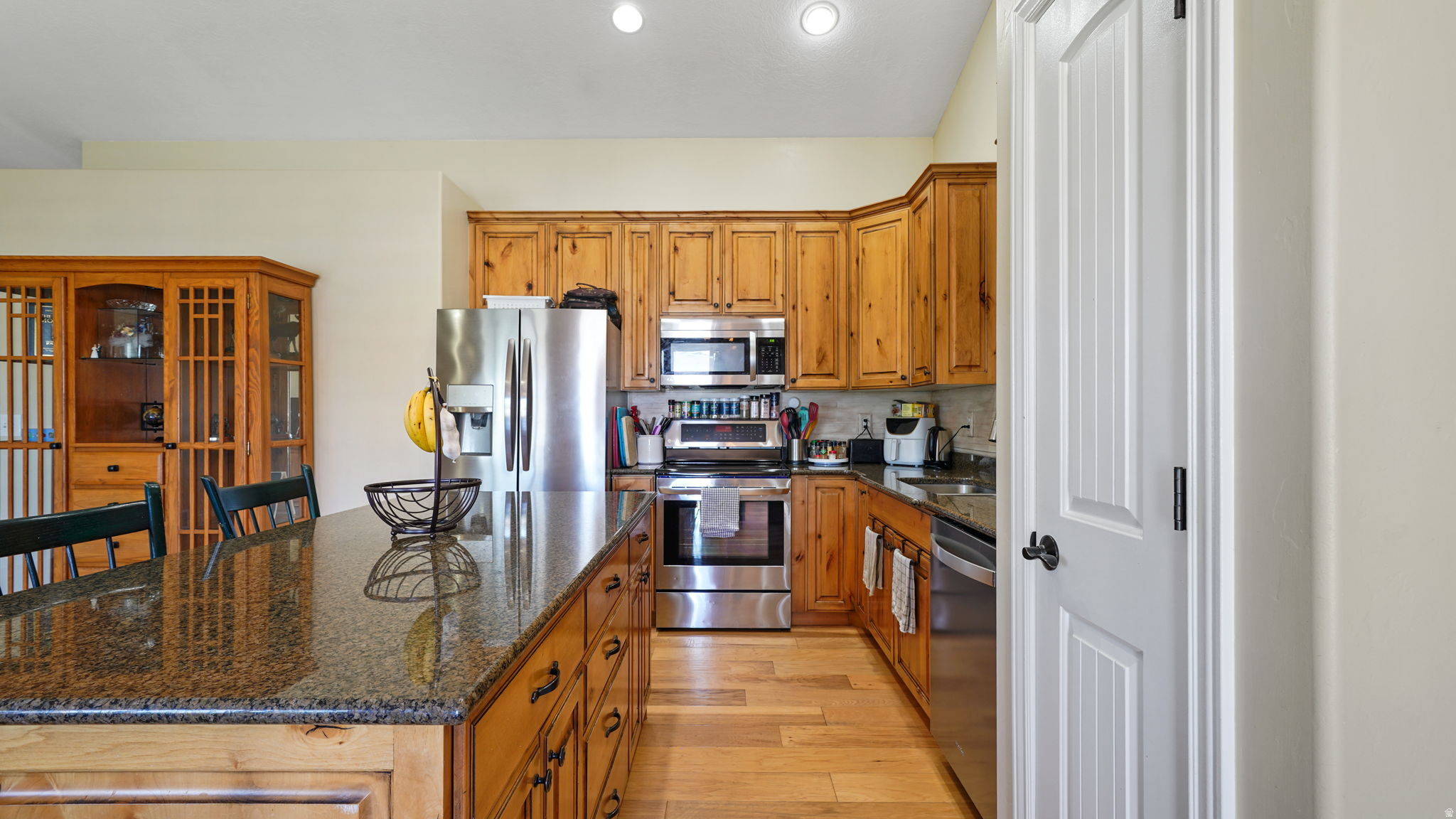 SIERRA ESTATES - Residential