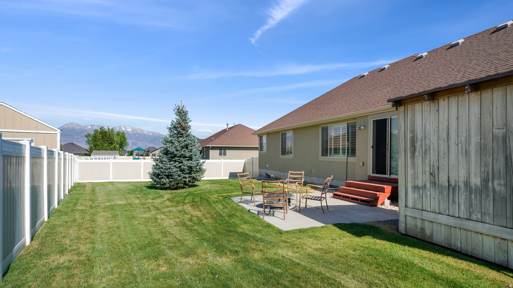SIERRA ESTATES - Residential