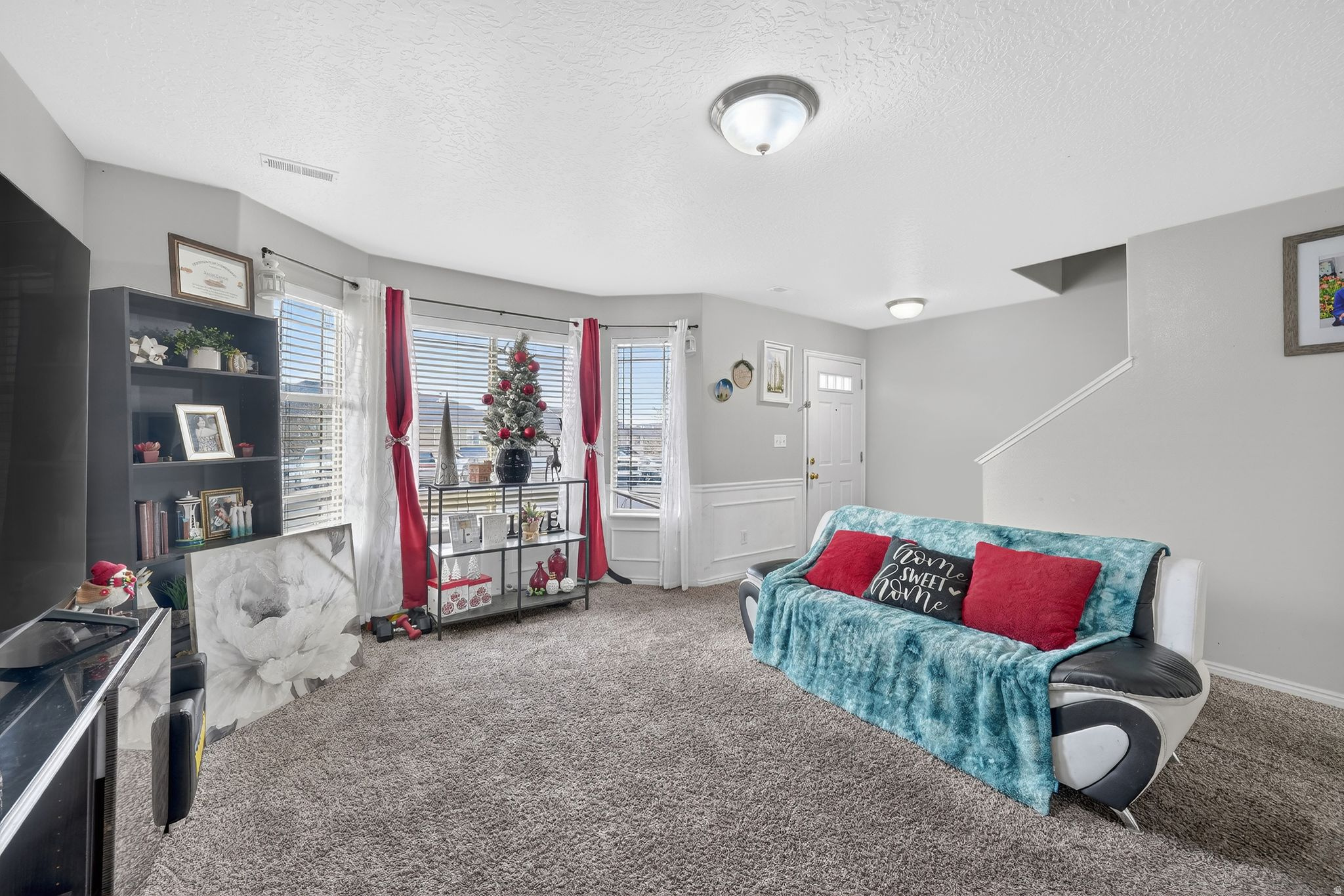 BLACK HORSE - Residential