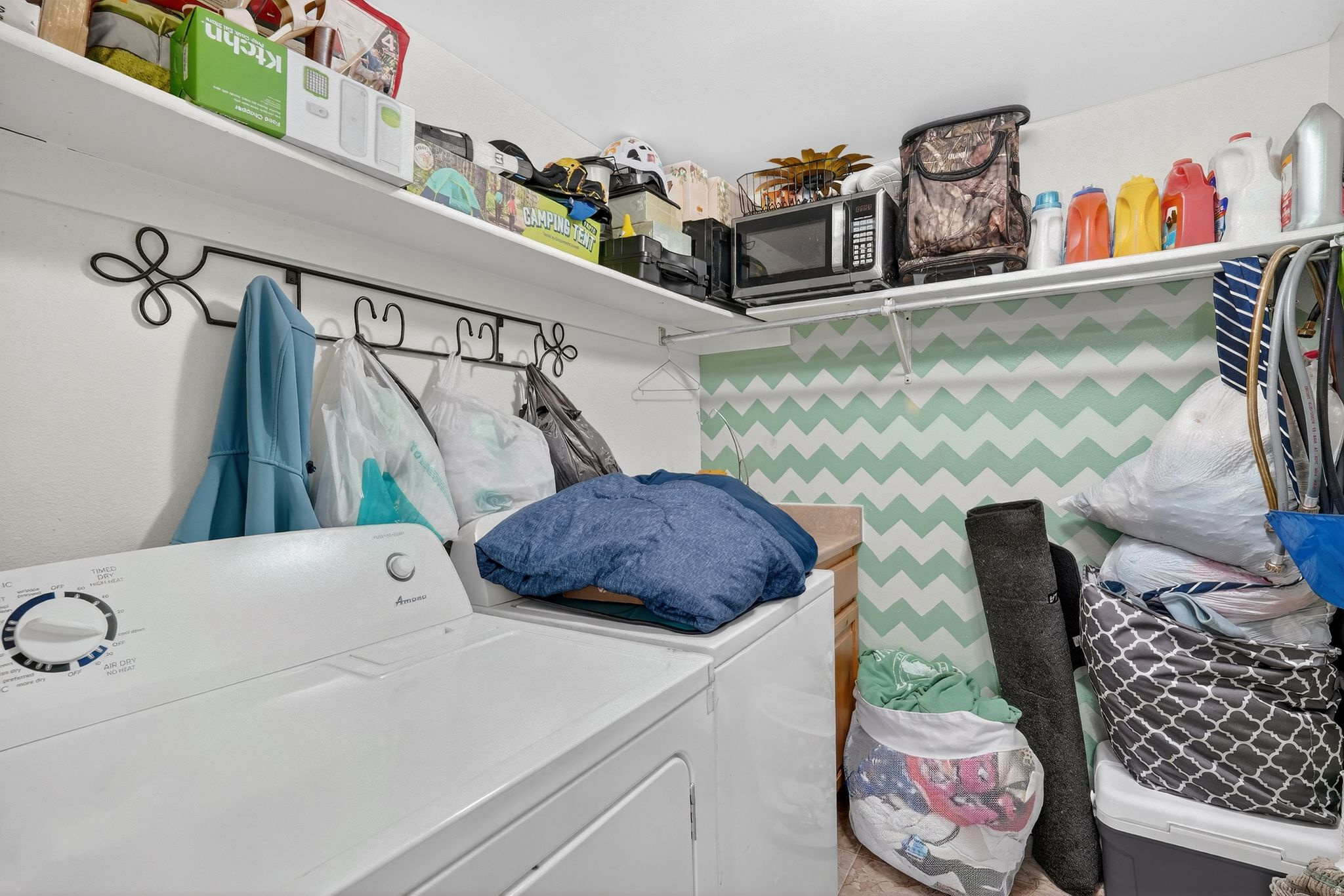 BLACK HORSE - Residential