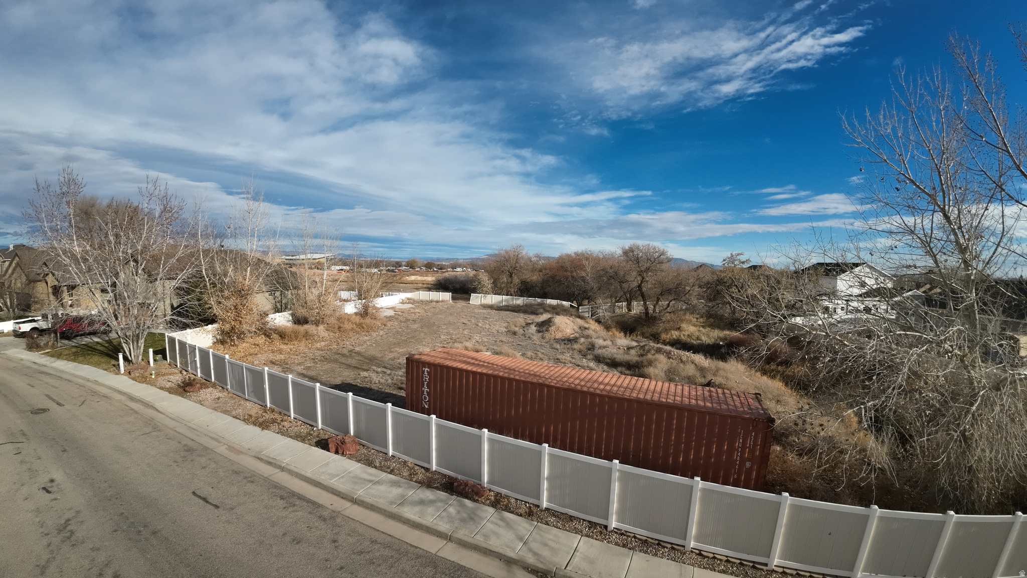 MARCELLA MEADOWS - Land