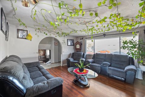 Tiny photo for 372 E 1165 N, Orem, UT 84057 (MLS # 2132803)