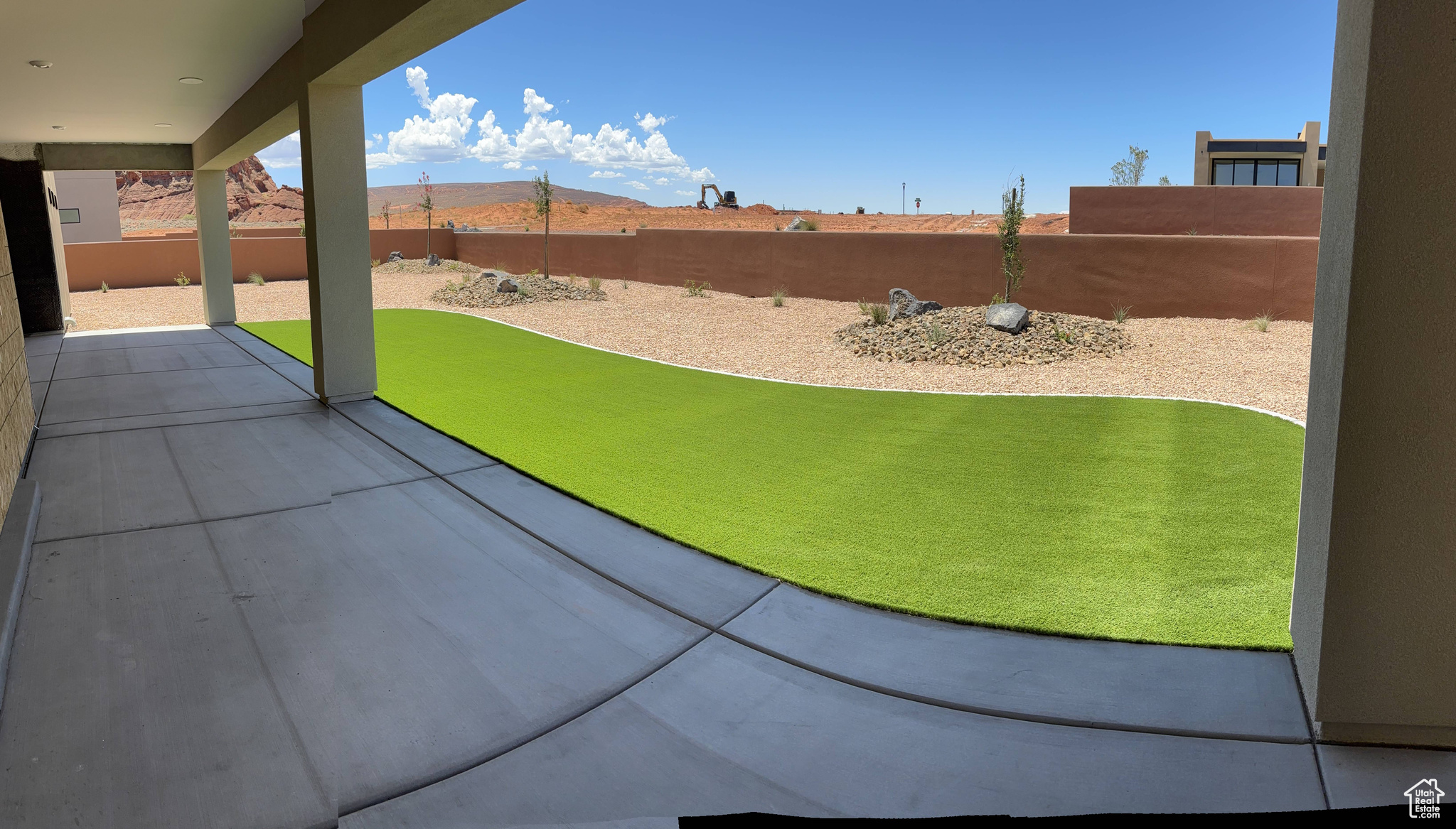 ESTATES AT SAND HOLLOW - Residential