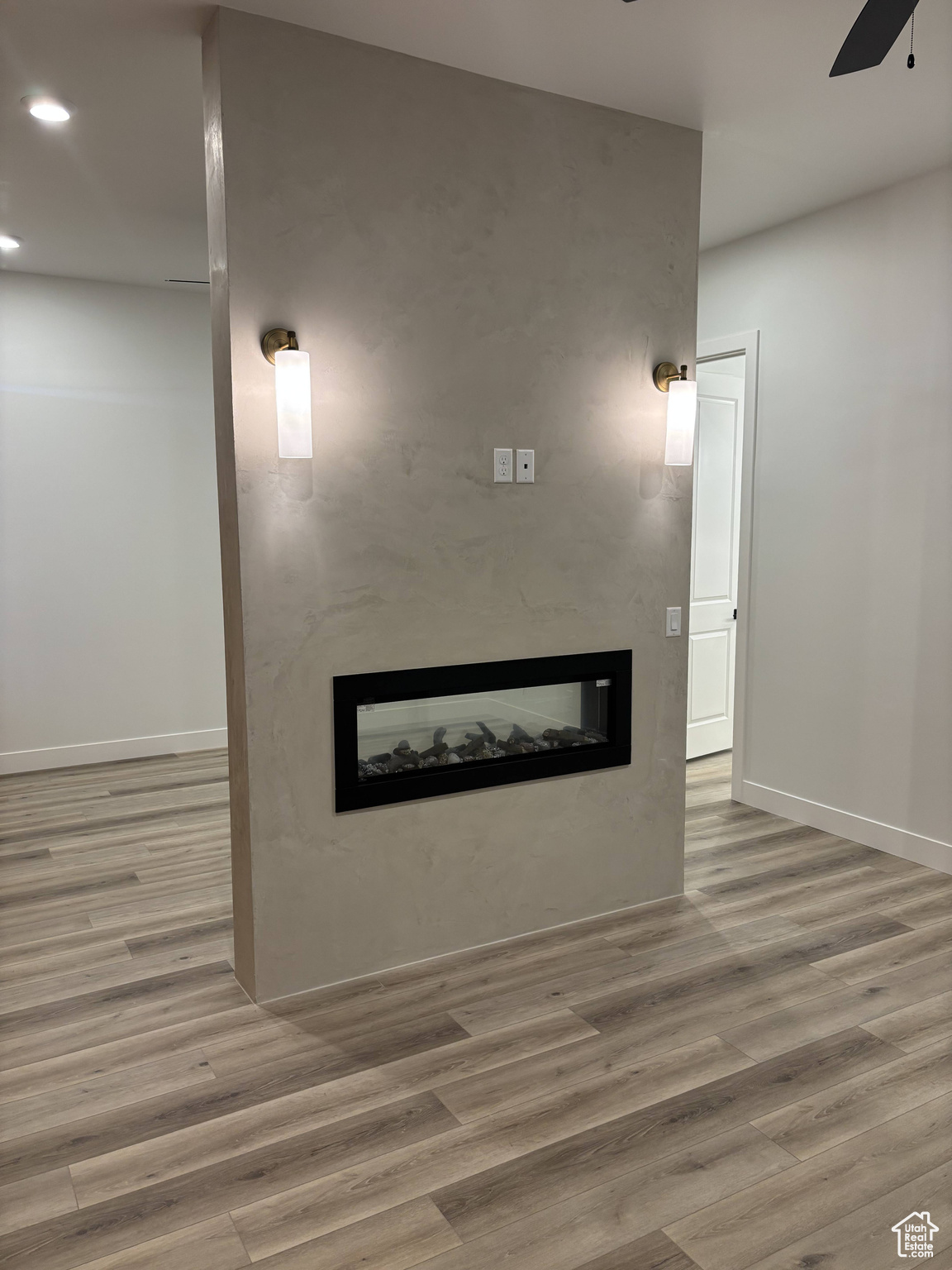 ESTATES AT SAND HOLLOW - Residential