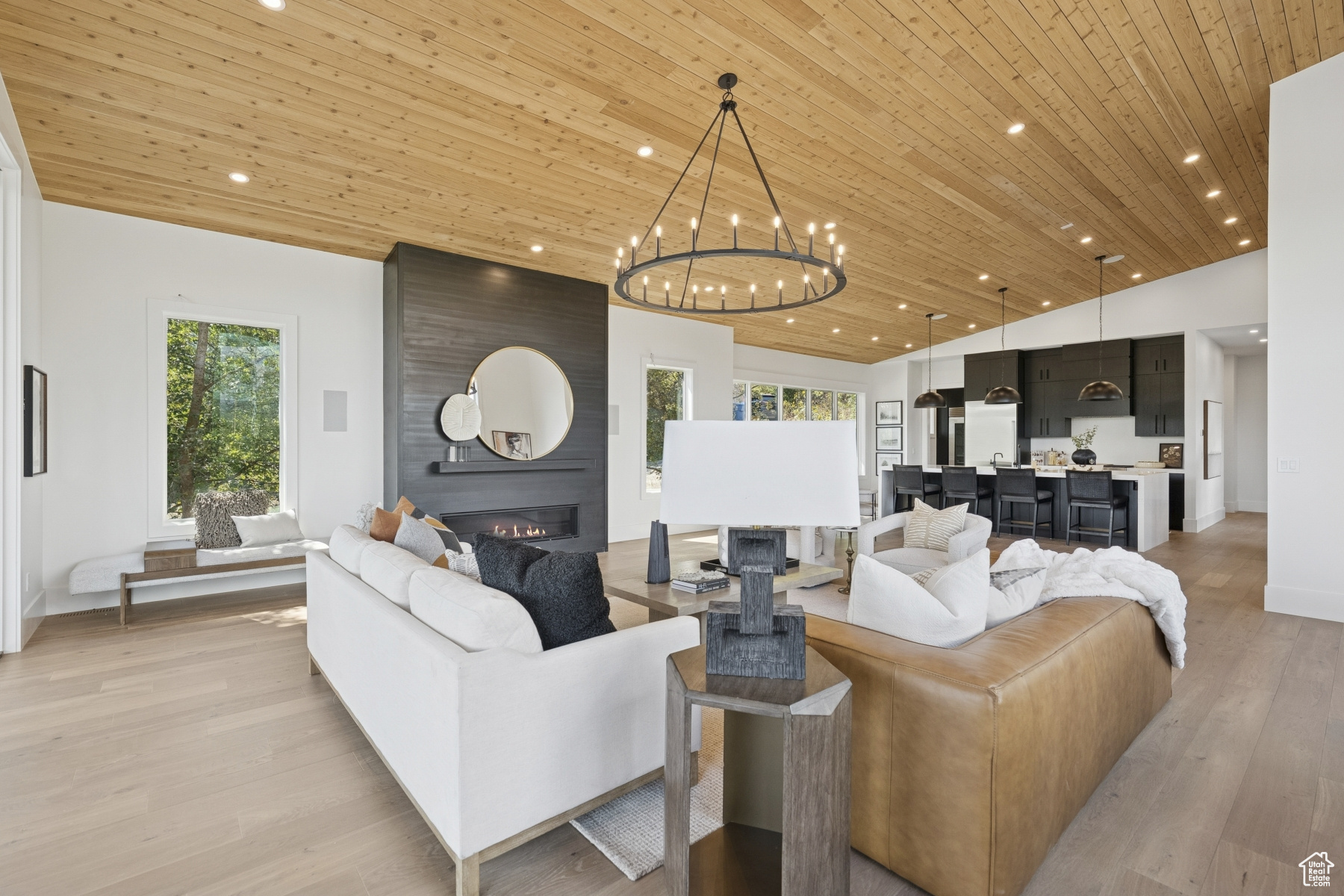 HIDDEN COVE - Residential