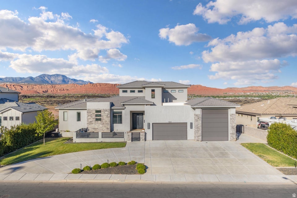 Photo of 1840 RED MOUNTAIN DR, Santa Clara, UT 84765 (MLS # 2184690)