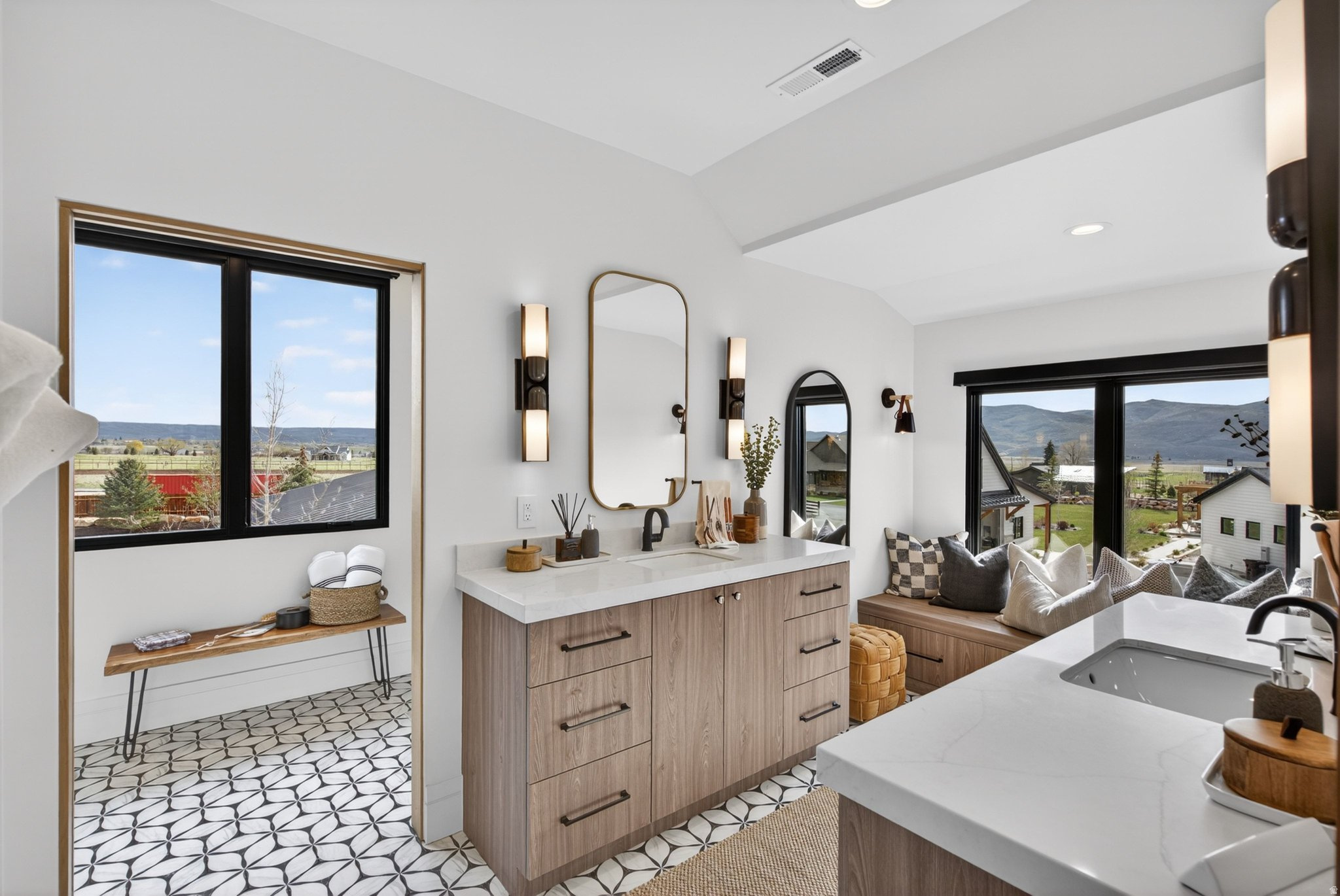 LAZY ACRES RANCH ESTATES - Residential