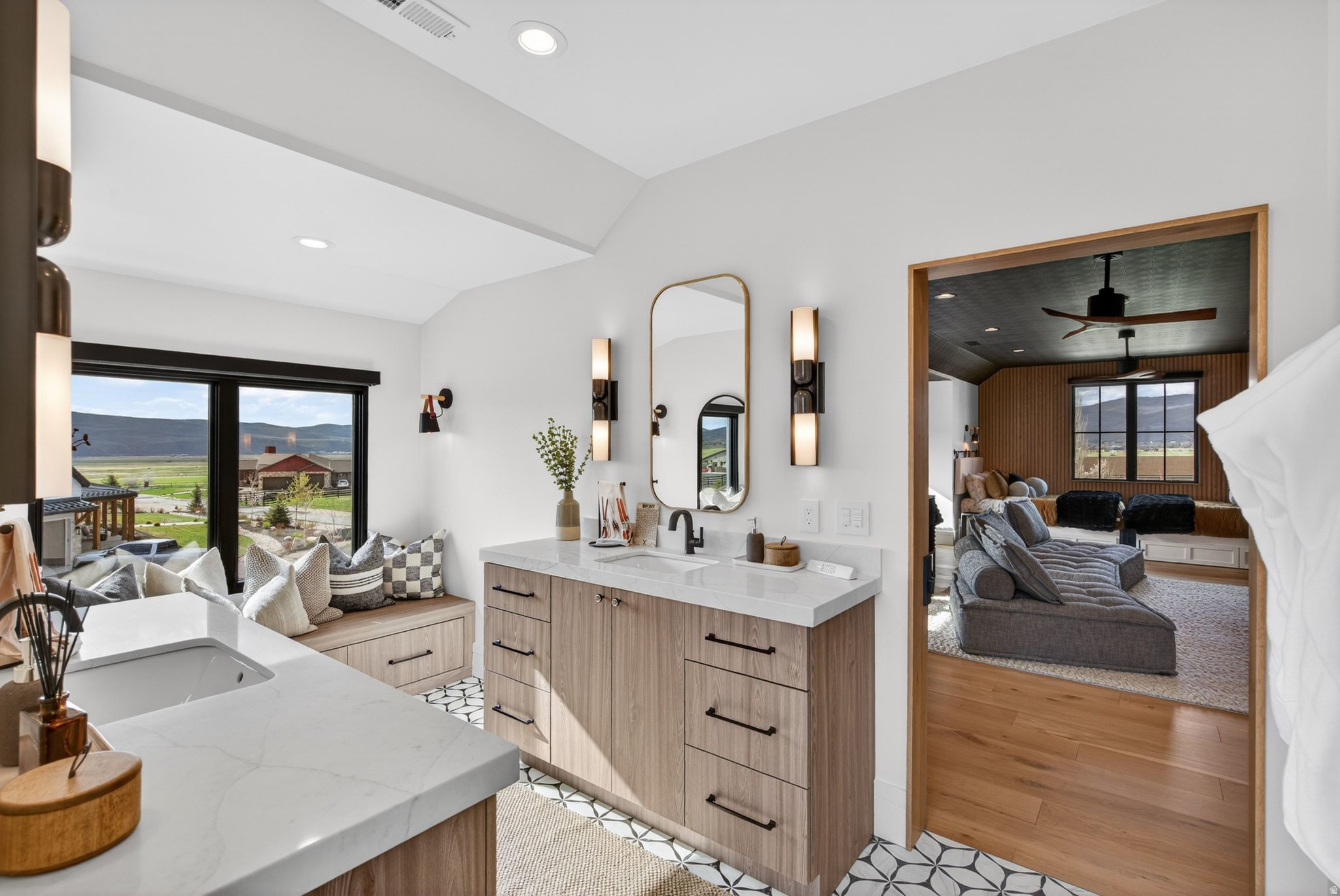 LAZY ACRES RANCH ESTATES - Residential