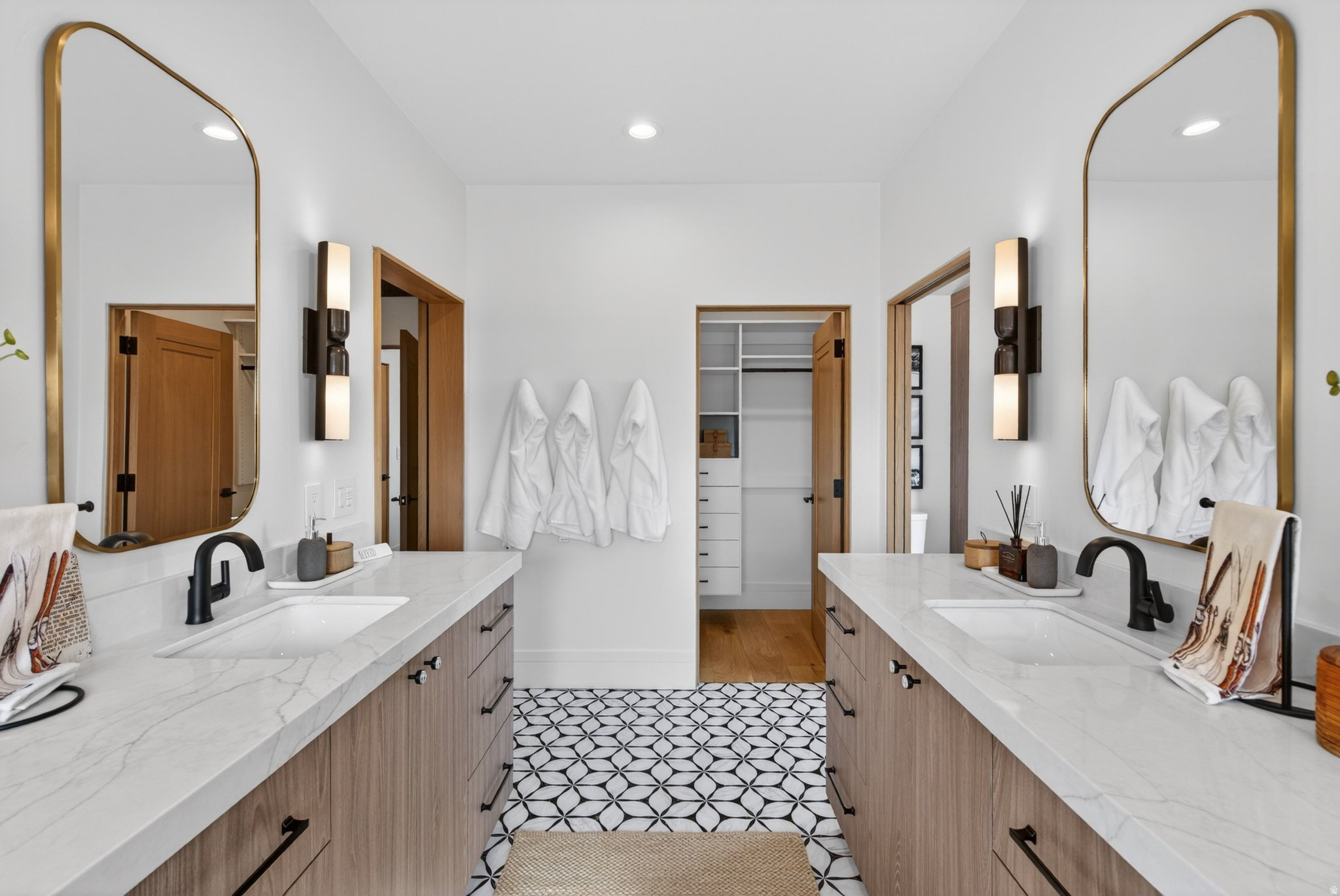 LAZY ACRES RANCH ESTATES - Residential