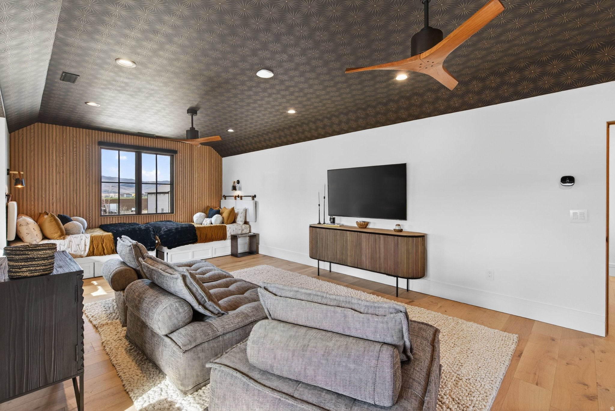 LAZY ACRES RANCH ESTATES - Residential