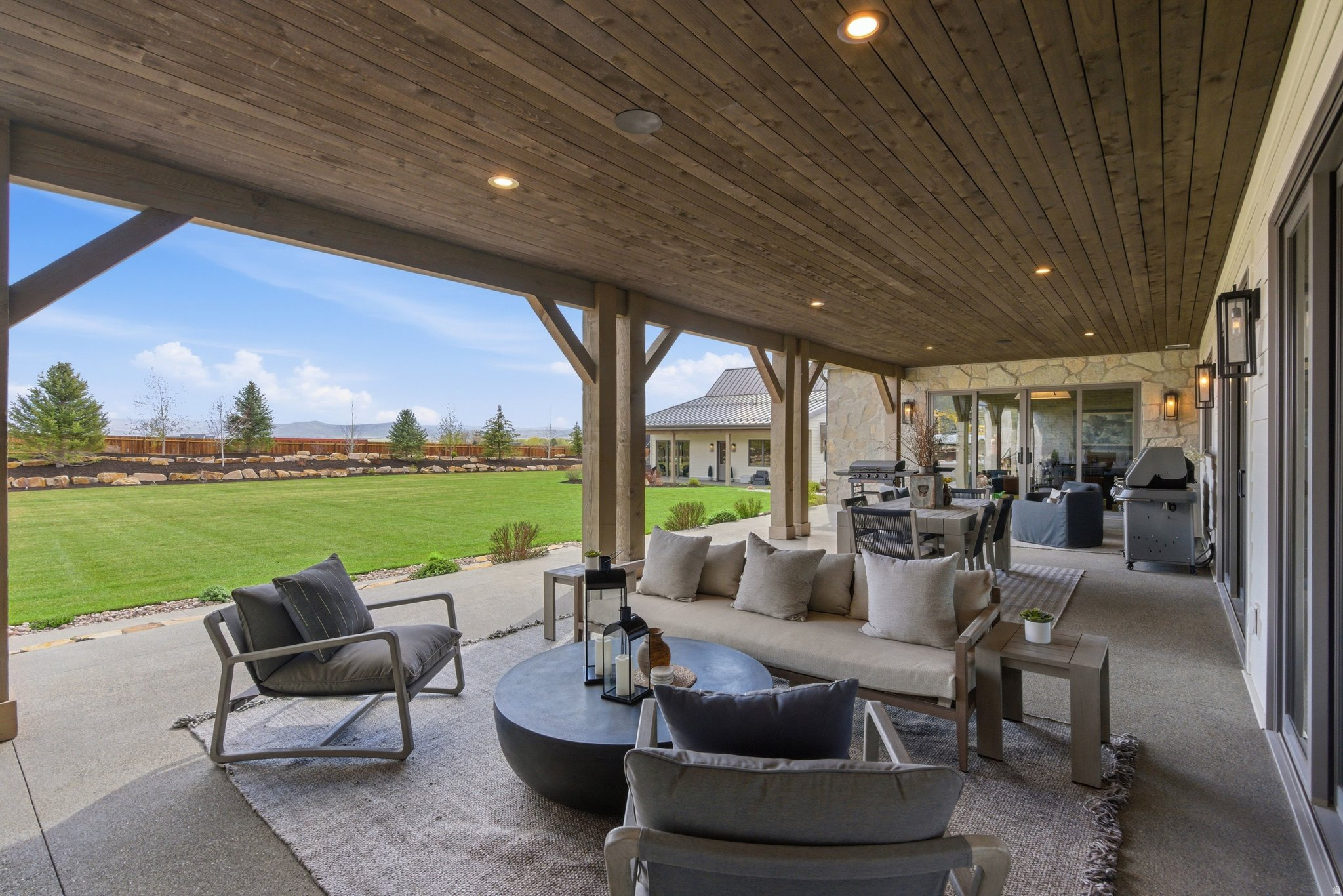 LAZY ACRES RANCH ESTATES - Residential