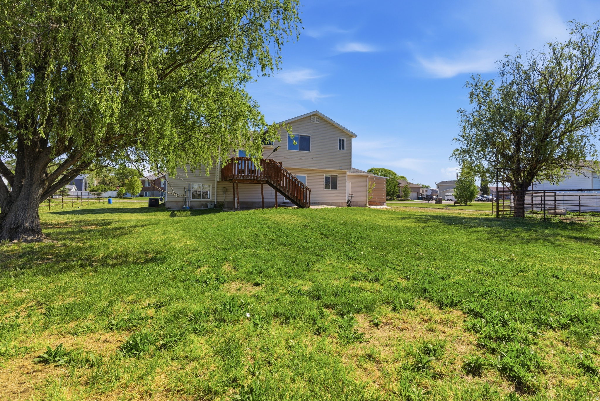 HORSESHOE RANCH - Residential
