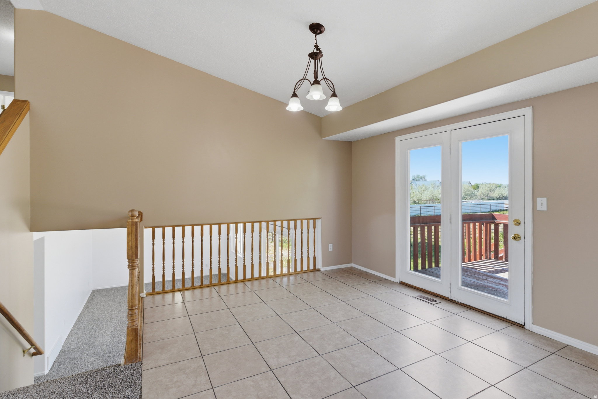 HORSESHOE RANCH - Residential