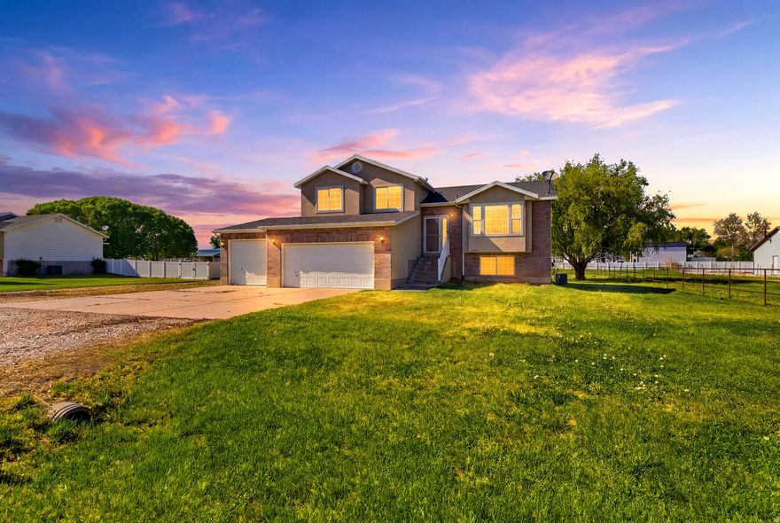 Welcome to your dream country retreat, where modern updates meet wide-open space! This beautifully renovated home sits on prime horse property, offering the perfect blend of comfort, functionality, and rural charm. Step inside to find a thoughtfully updated interior featuring fresh finishes, an open and inviting layout, and abundant natural light throughout. Outside, the property truly shines. With ample acreage, there's plenty of room for horses, livestock, and all your outdoor hobbies. Whether you're enjoying peaceful mountain views, riding at sunset, or simply relaxing in your own private space, this property offers the lifestyle you've been looking for. Conveniently located while still offering privacy and tranquility, this move-in-ready home is a rare find. Don't miss your opportunity to own a turnkey horse property with all the upgrades already done. Schedule your showing today