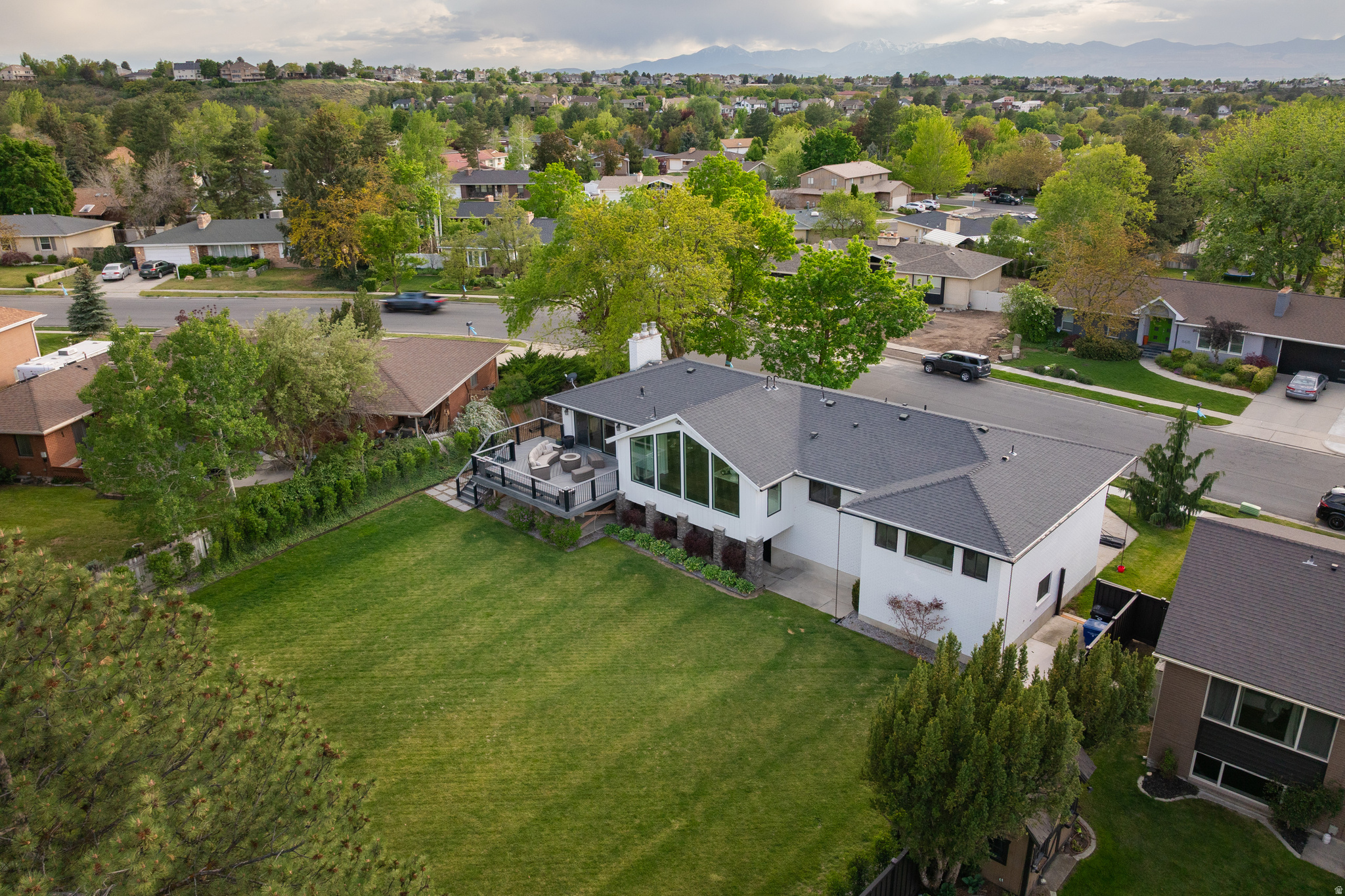 WILLOW CREEK NO. 14 - Residential