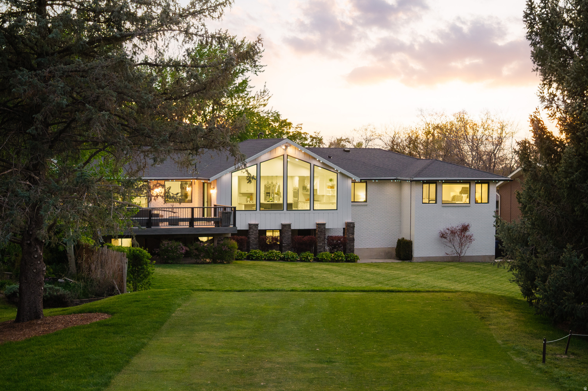 WILLOW CREEK NO. 14 - Residential