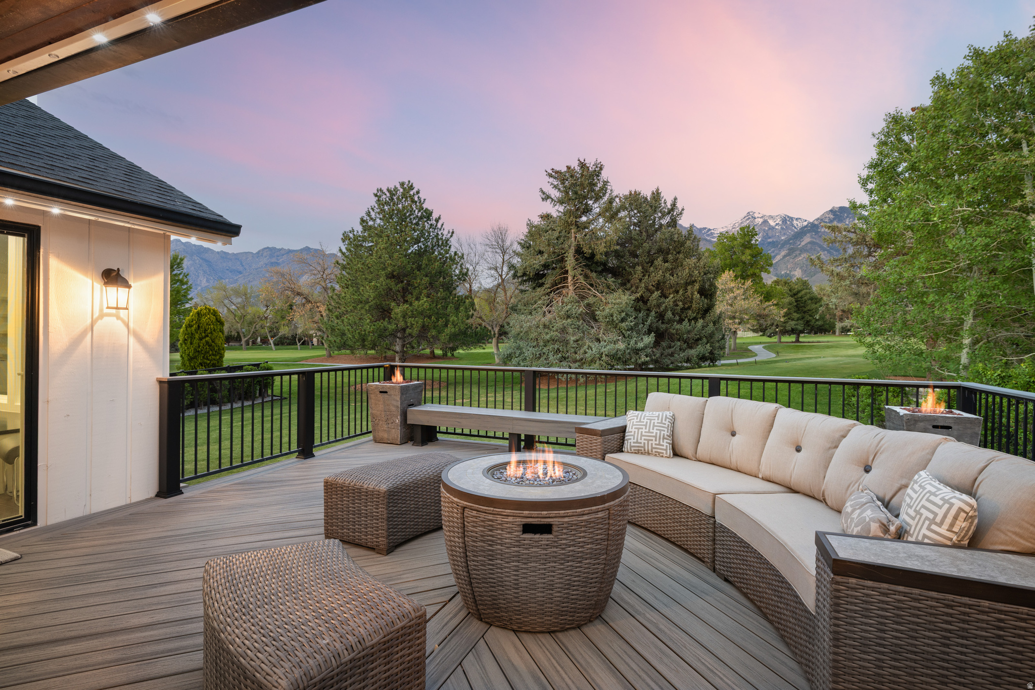 WILLOW CREEK NO. 14 - Residential