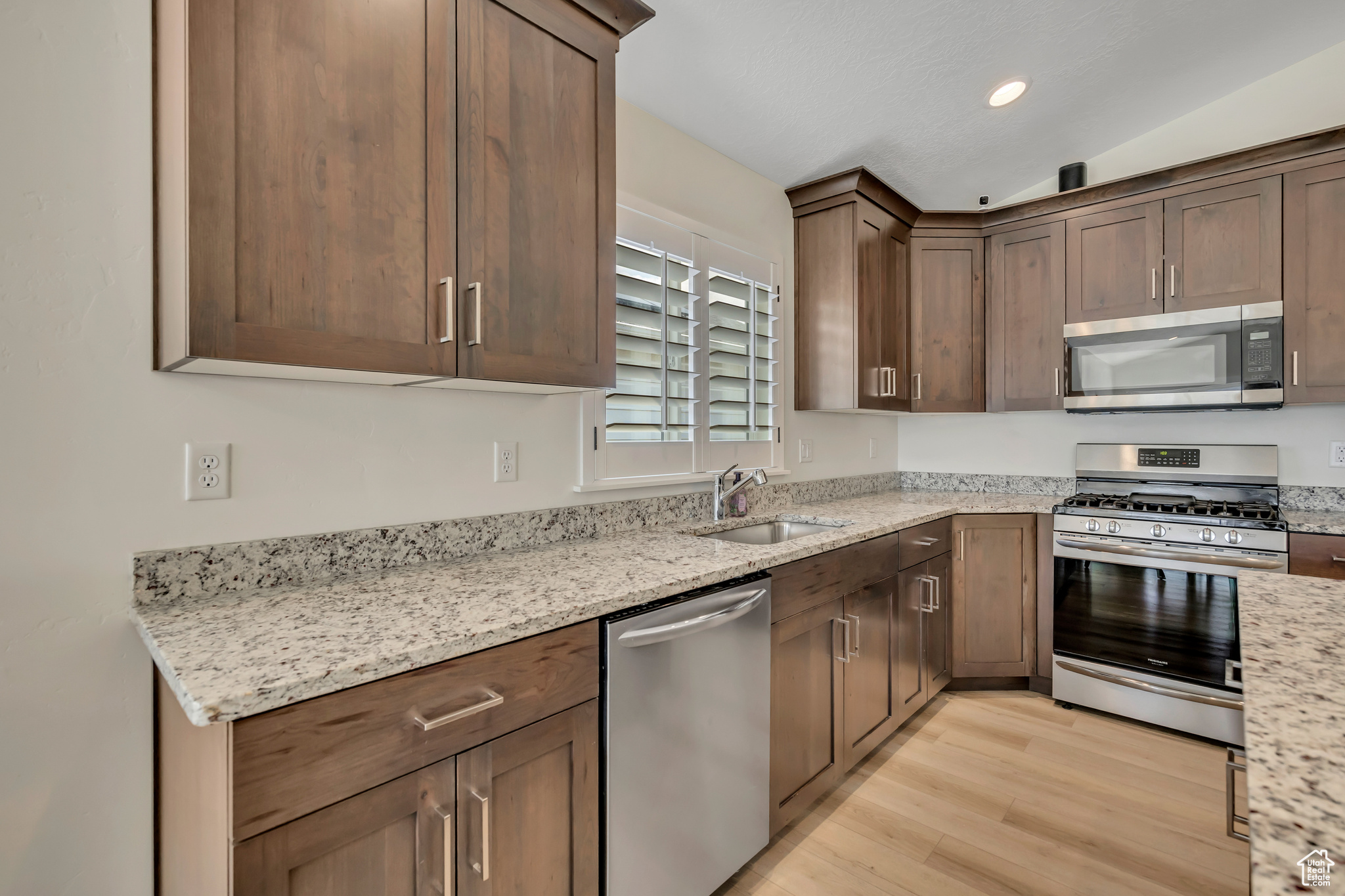 LANDING AT EAGLE MOUNTAIN - Residential