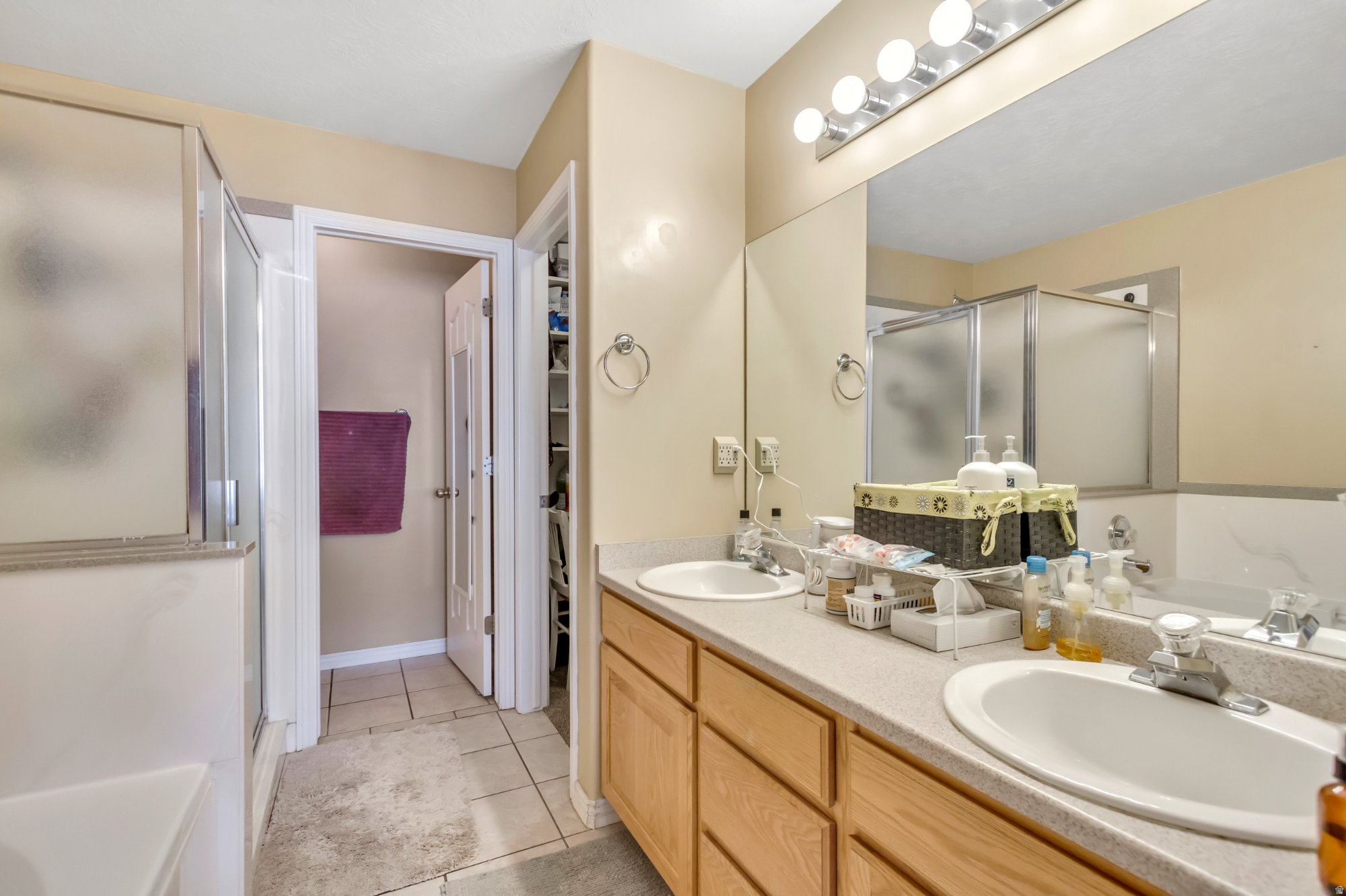 HUNTER VILLAGE PHASE 1 PLAT 4 - Residential