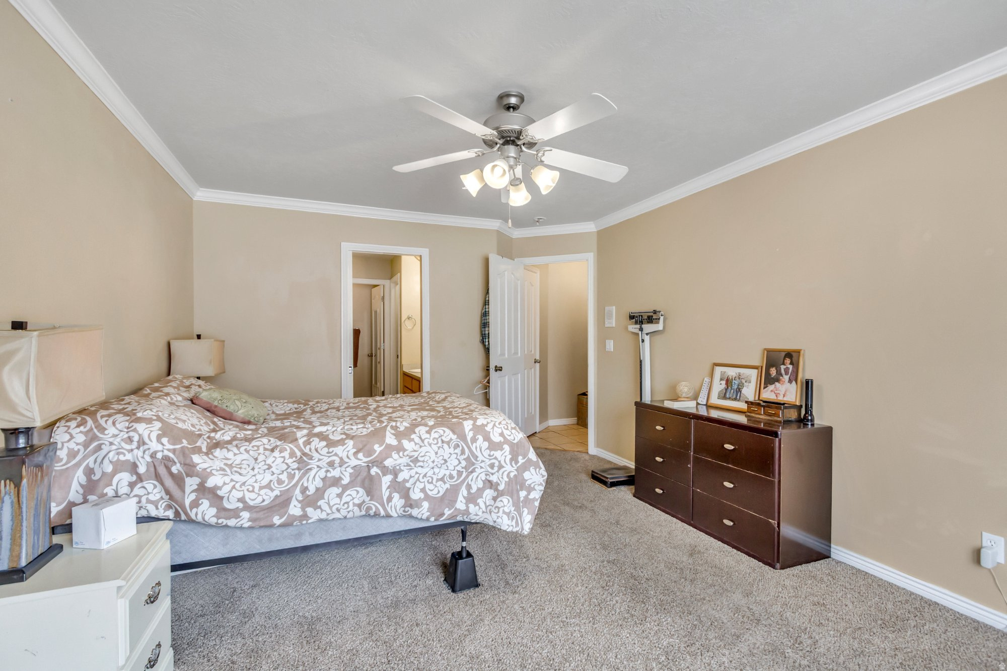 HUNTER VILLAGE PHASE 1 PLAT 4 - Residential