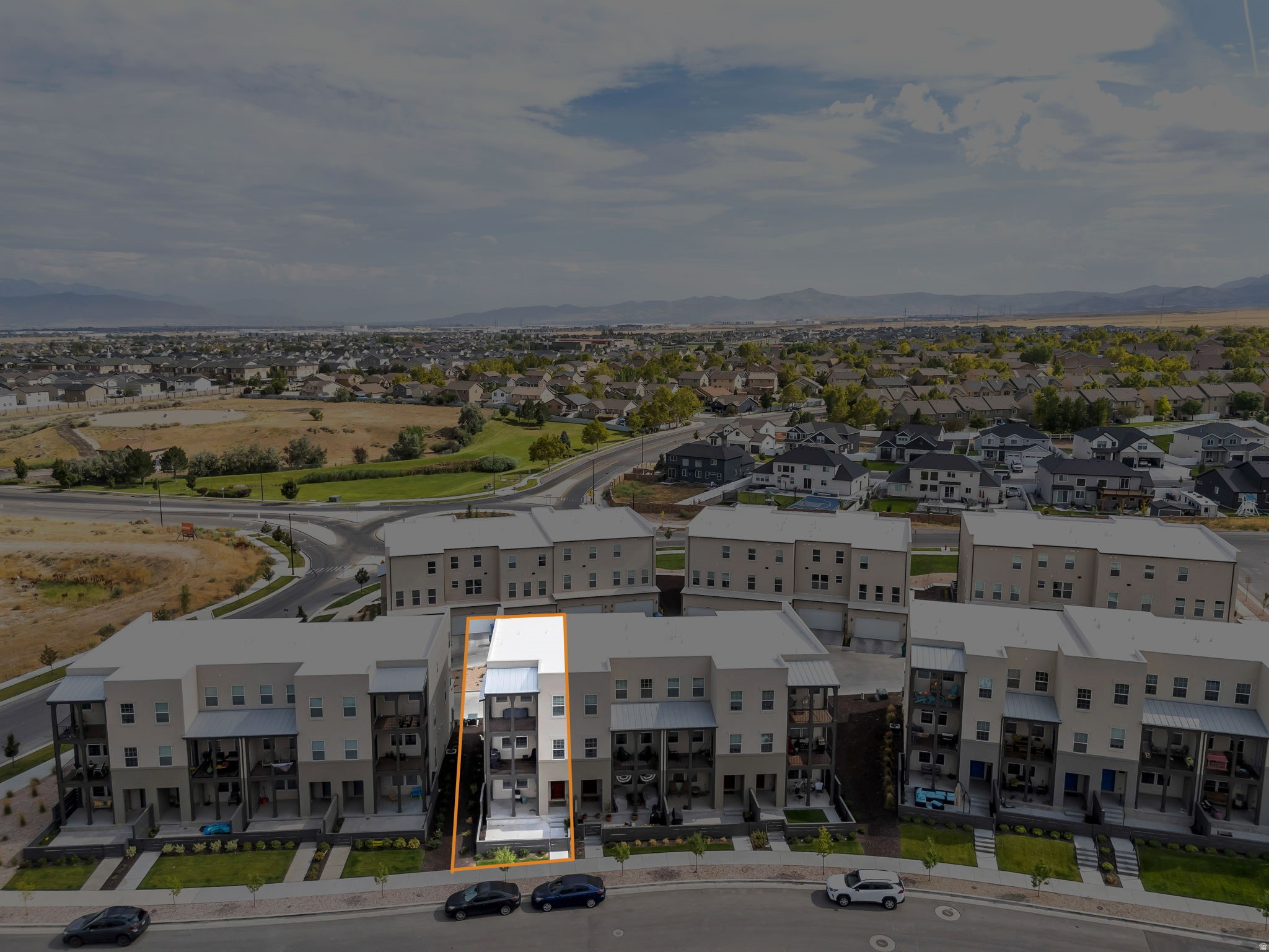 OQUIRRH WEST - Residential