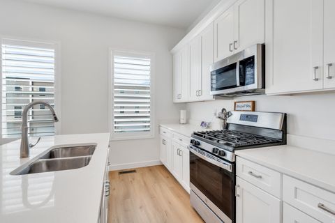 Tiny photo for 7051 W OWENS VIEW WAY, West Jordan, UT 84081 (MLS # 2107019)