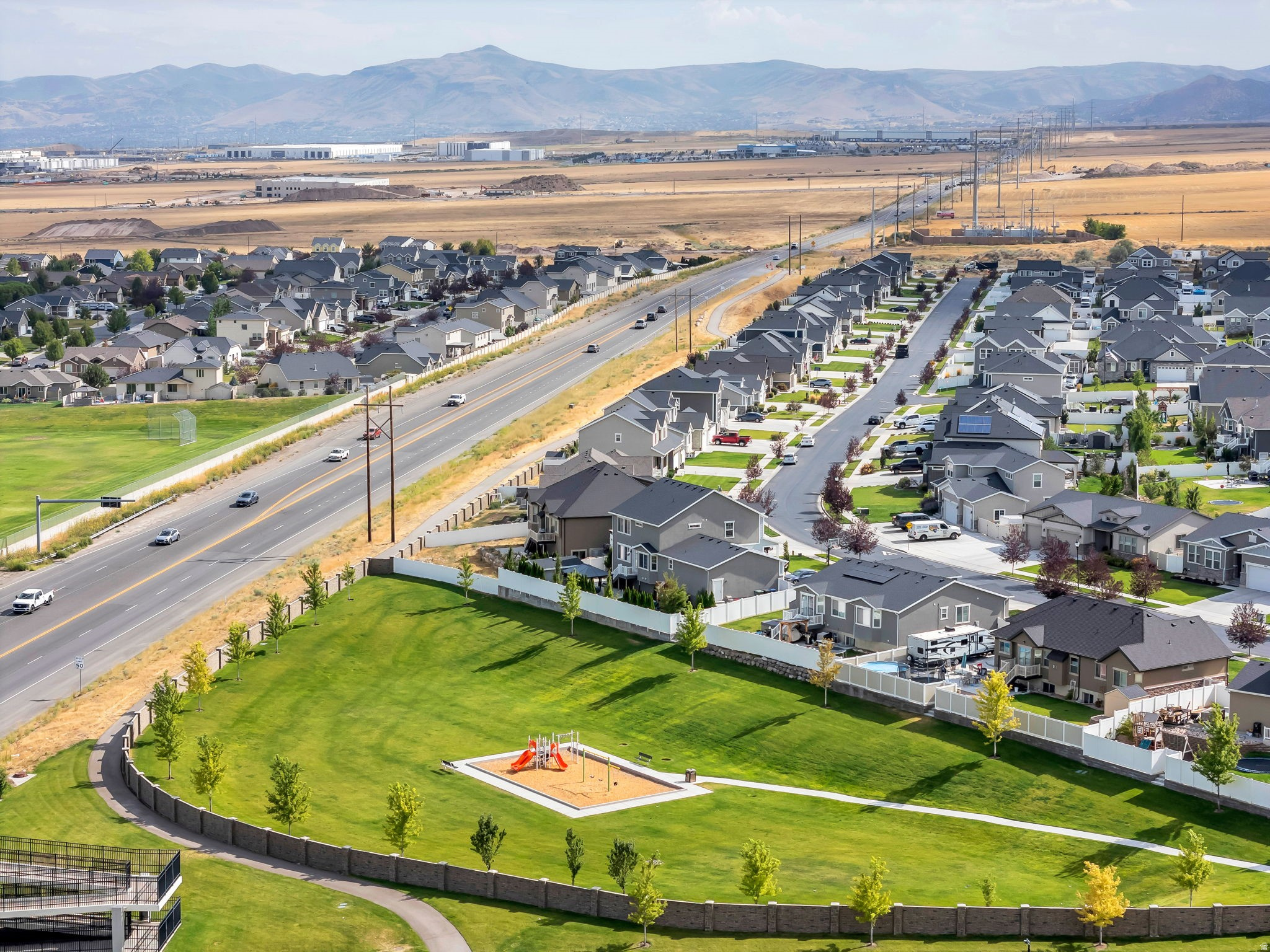 OQUIRRH WEST - Residential
