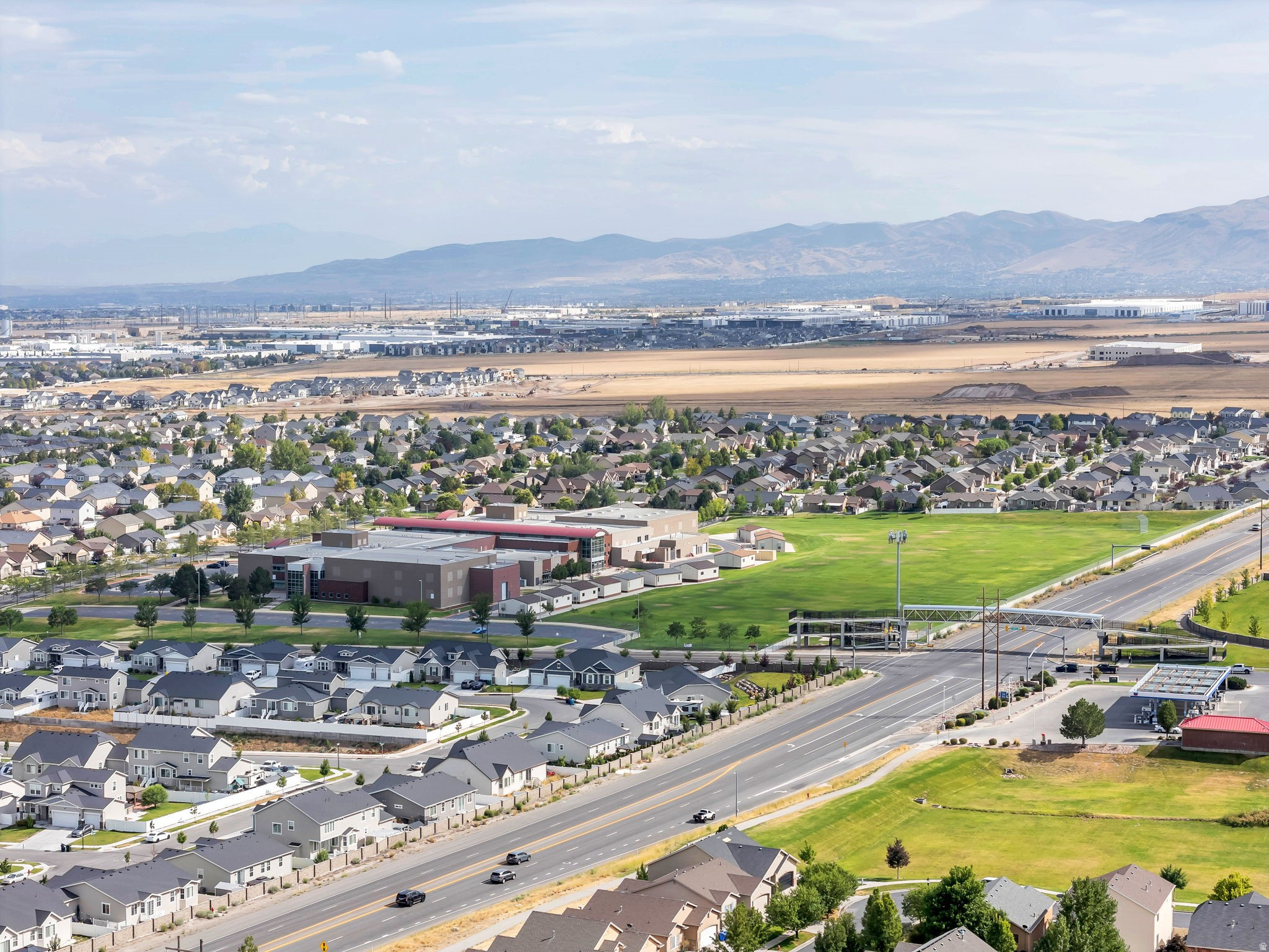 OQUIRRH WEST - Residential