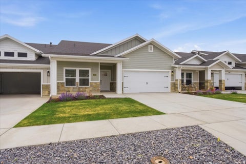 Townhouse For Sale - 2674 S 2430 #102 SG<br/> Syracuse, UT 84075
