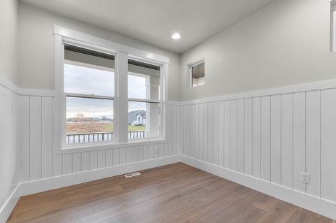 Tiny photo for 1196 W 2325 S, Syracuse, UT 84075 (MLS # 2148062)