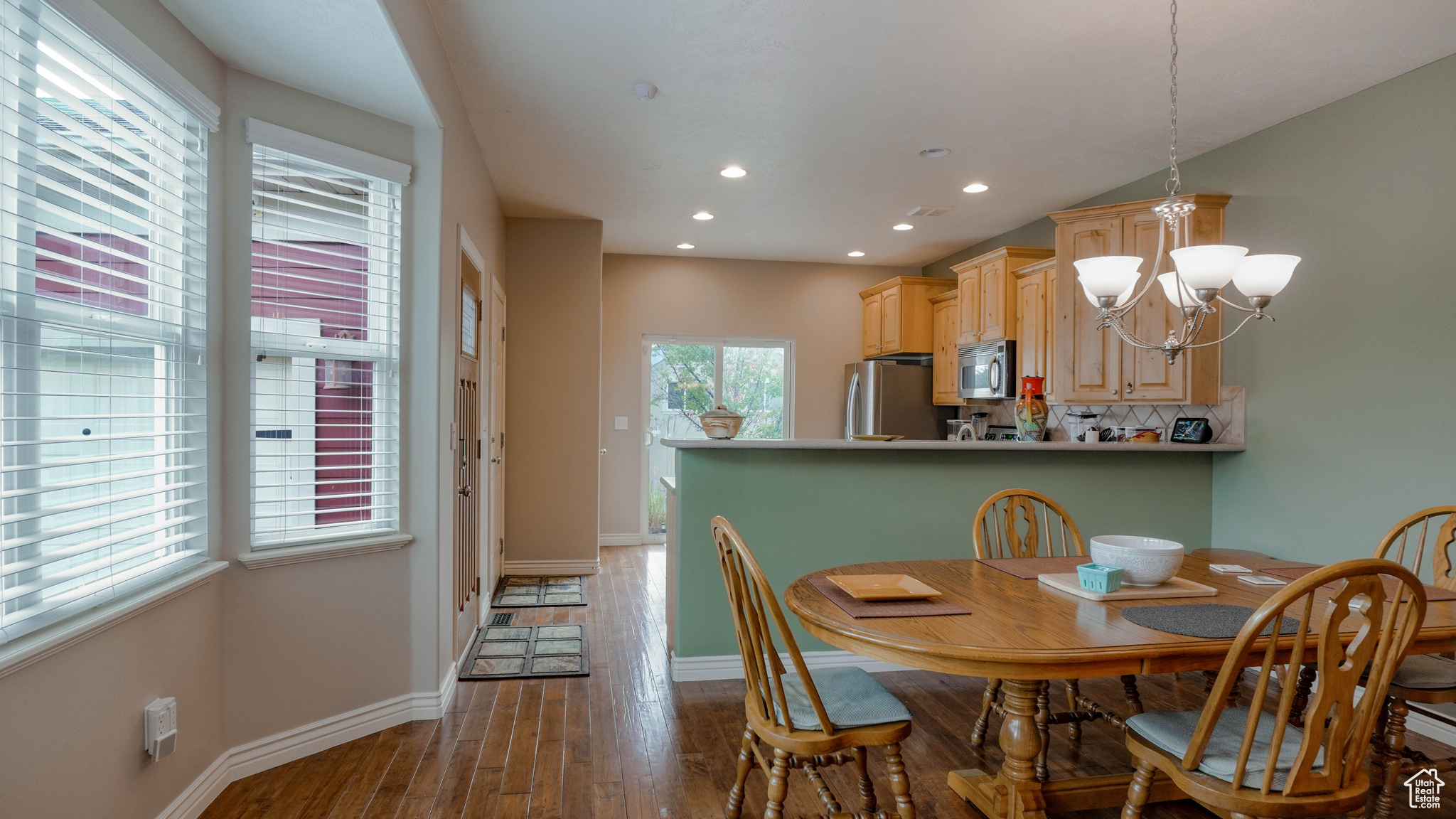 DAYBREAK - Residential