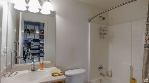 Tiny photo for 11491 S HARVEST CREST WAY, South Jordan, UT 84009 (MLS # 2117188)