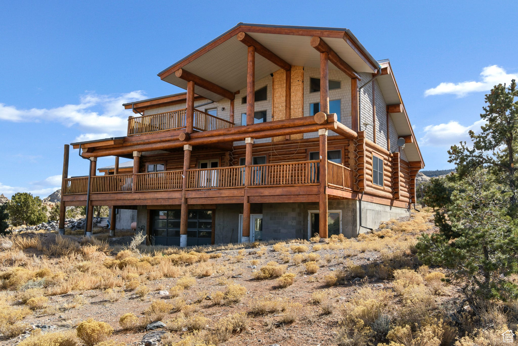 BOULDER FOOTHILLS - Residential