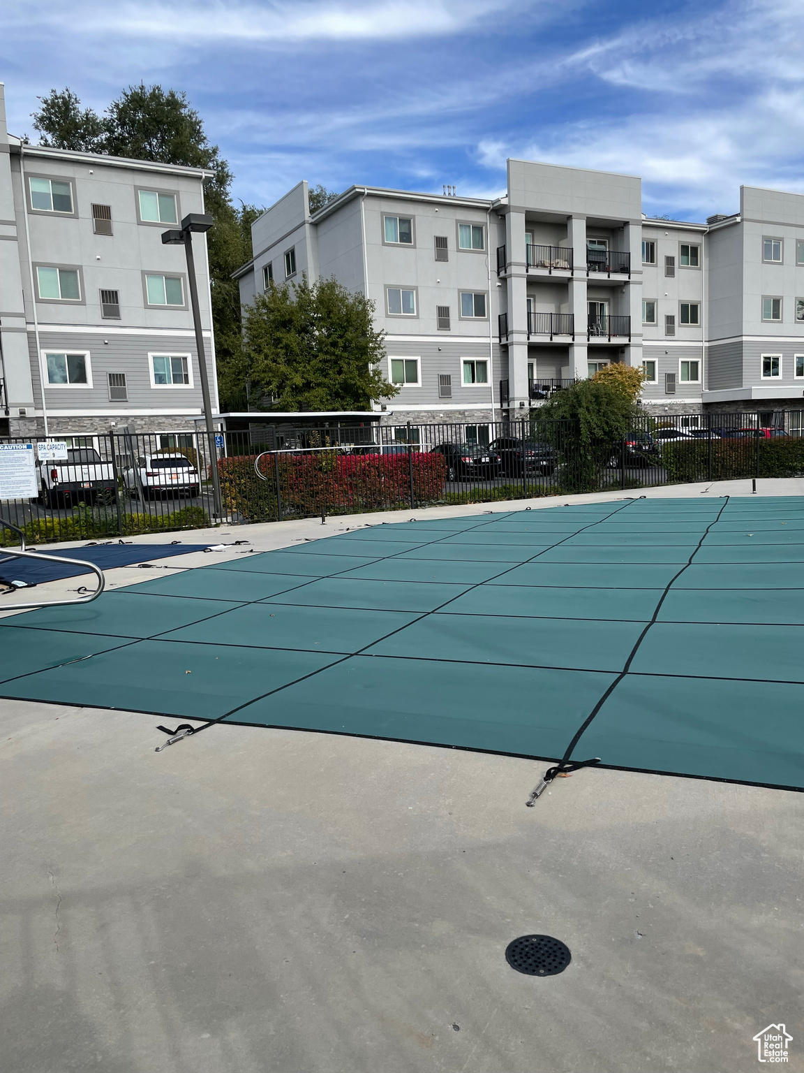 MILLCREEK HOLLOW CONDOMINIUMS - Residential Lease