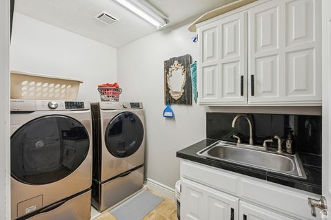 Tiny photo for 2509 E COBBLESTONE WAY, Sandy, UT 84093 (MLS # 2117771)