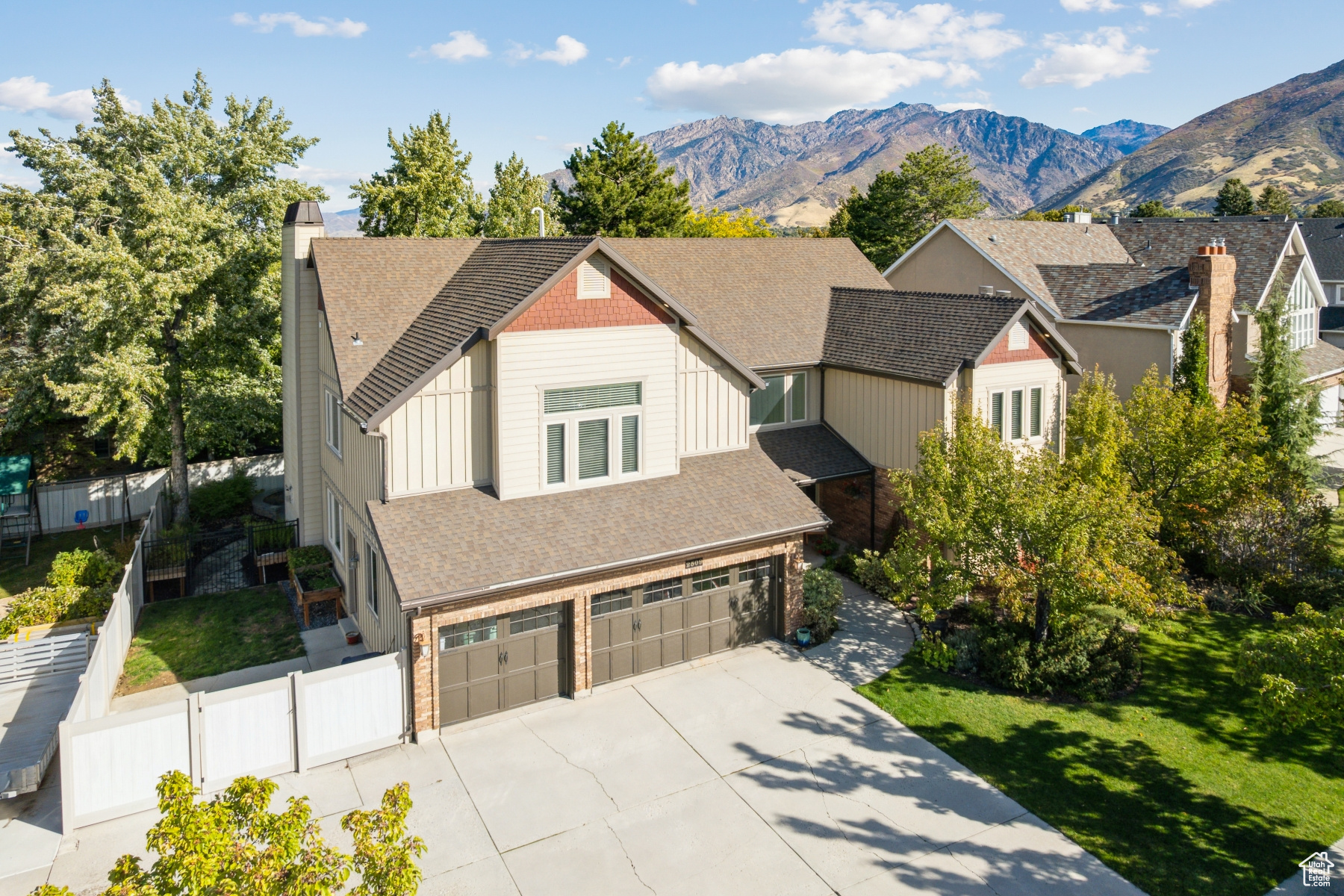 WILLOW CREEK HEIGHTS - Residential