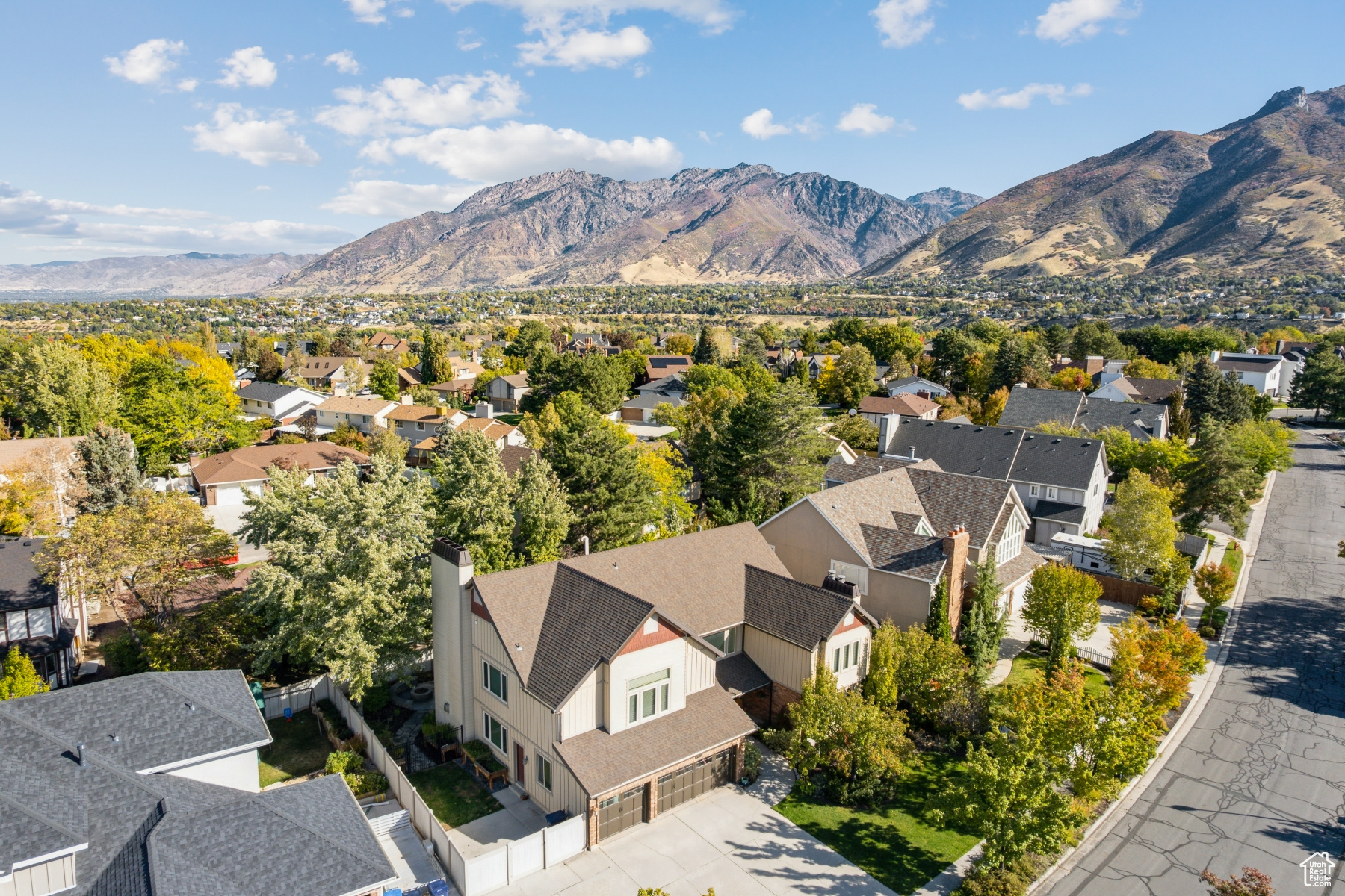 WILLOW CREEK HEIGHTS - Residential