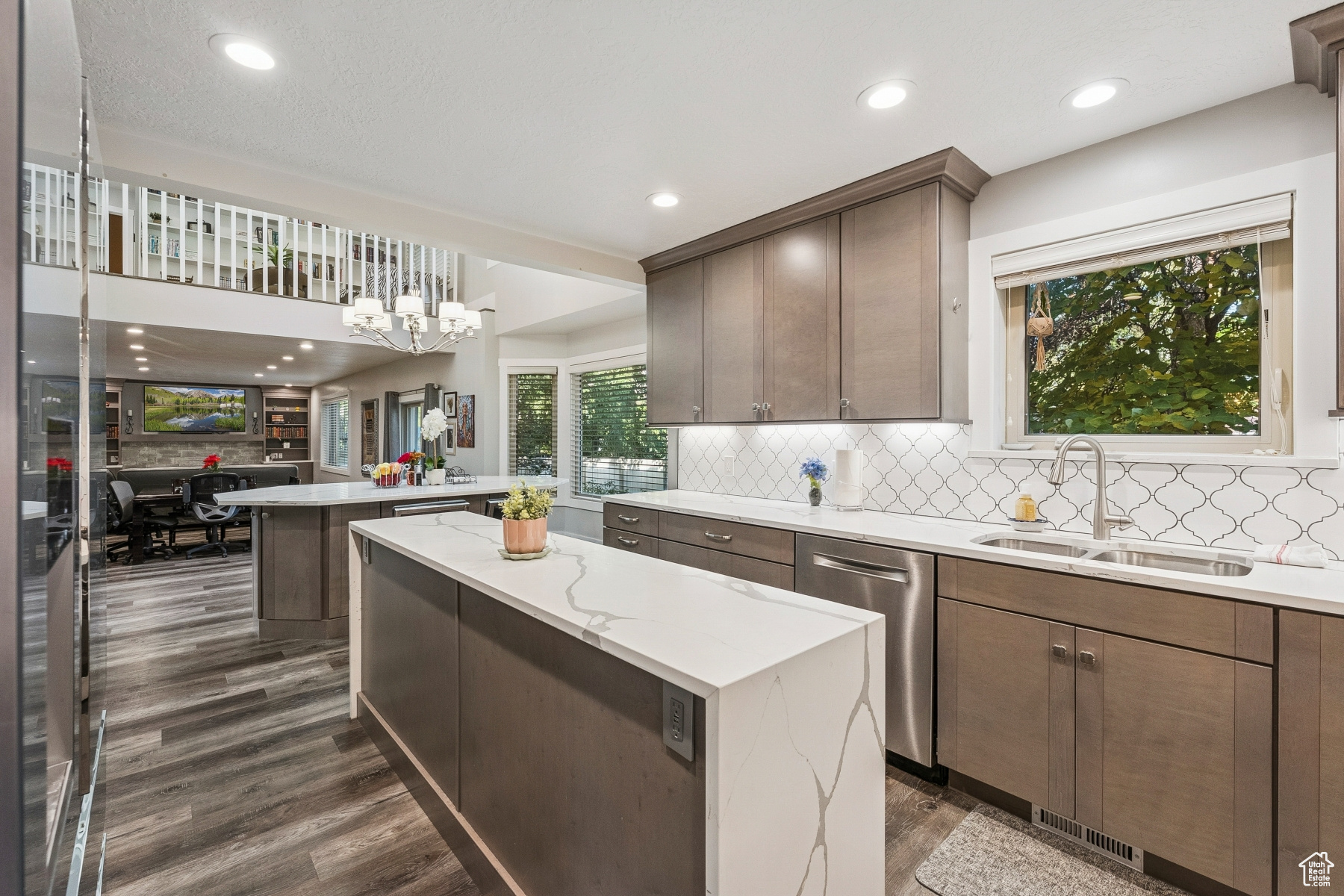 WILLOW CREEK HEIGHTS - Residential