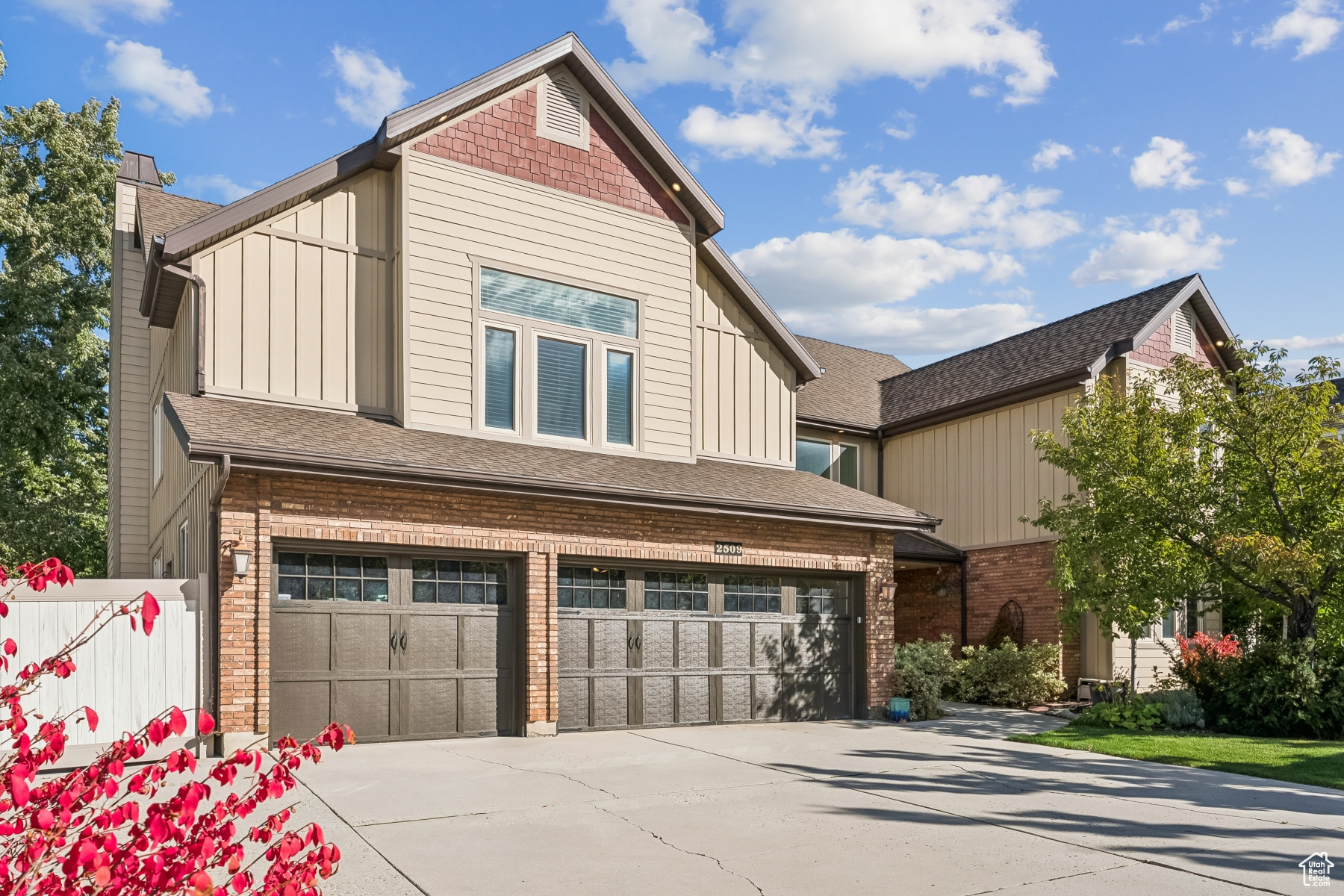 WILLOW CREEK HEIGHTS - Residential