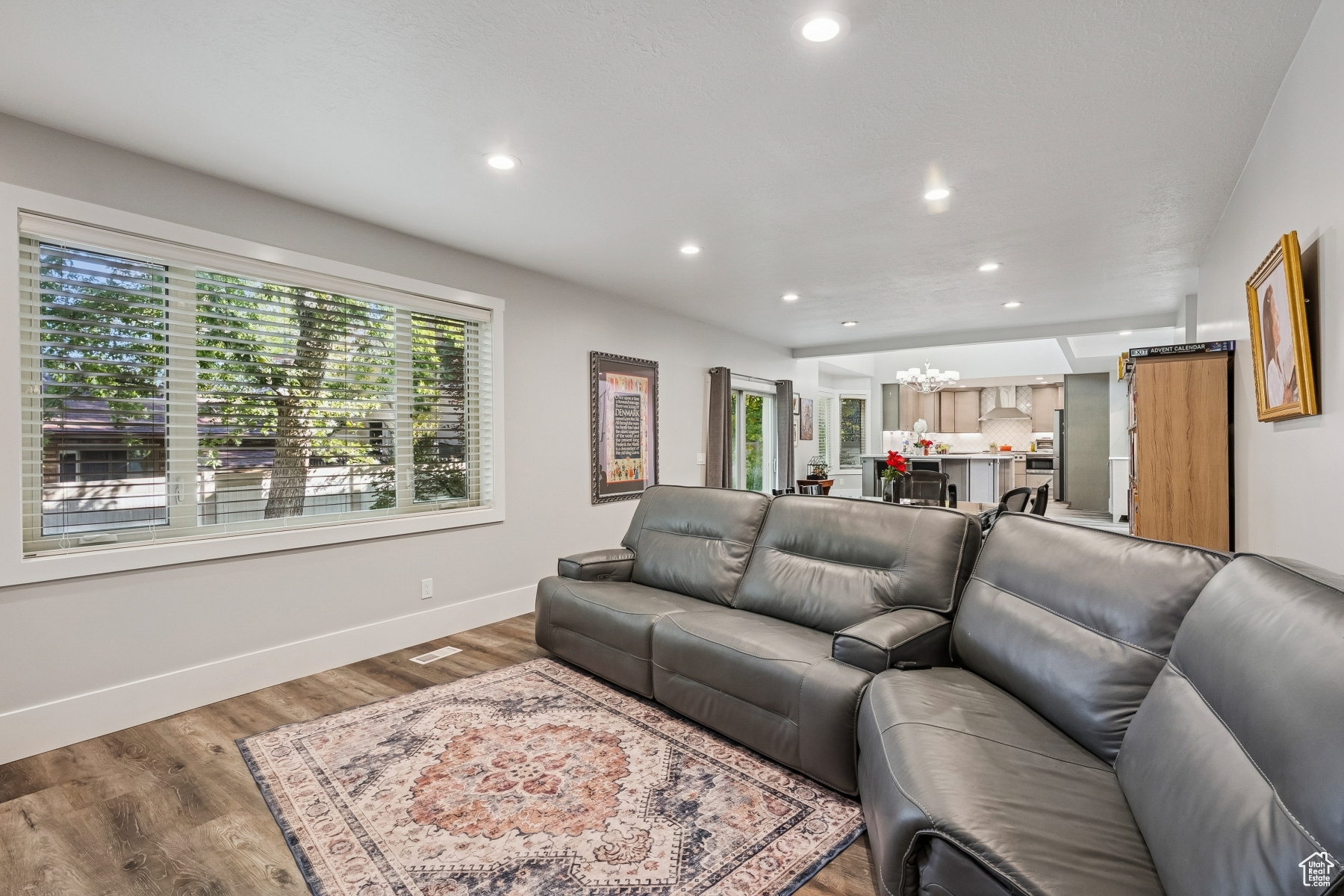 WILLOW CREEK HEIGHTS - Residential