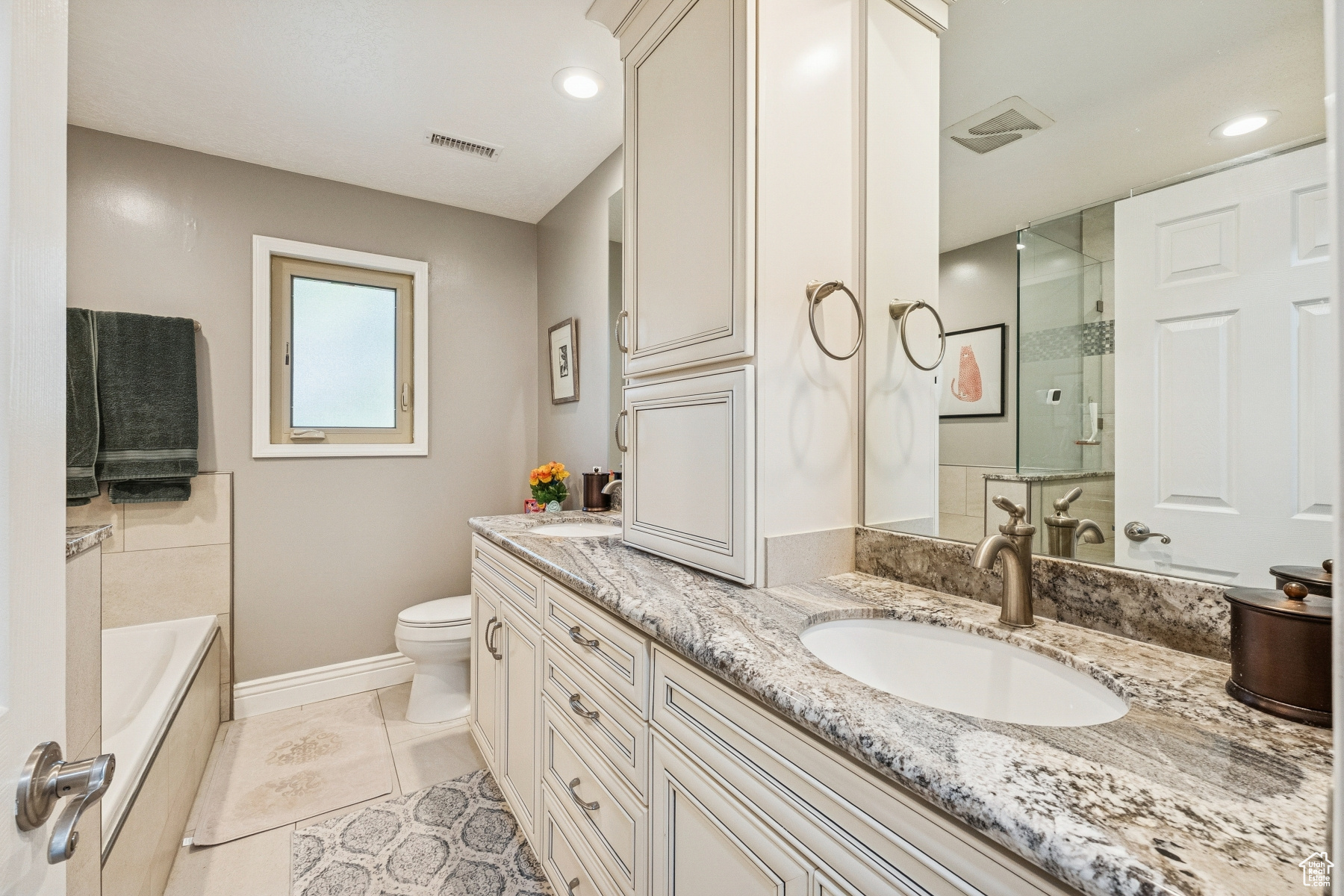 WILLOW CREEK HEIGHTS - Residential