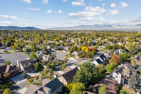 Tiny photo for 2509 E COBBLESTONE WAY, Sandy, UT 84093 (MLS # 2117771)