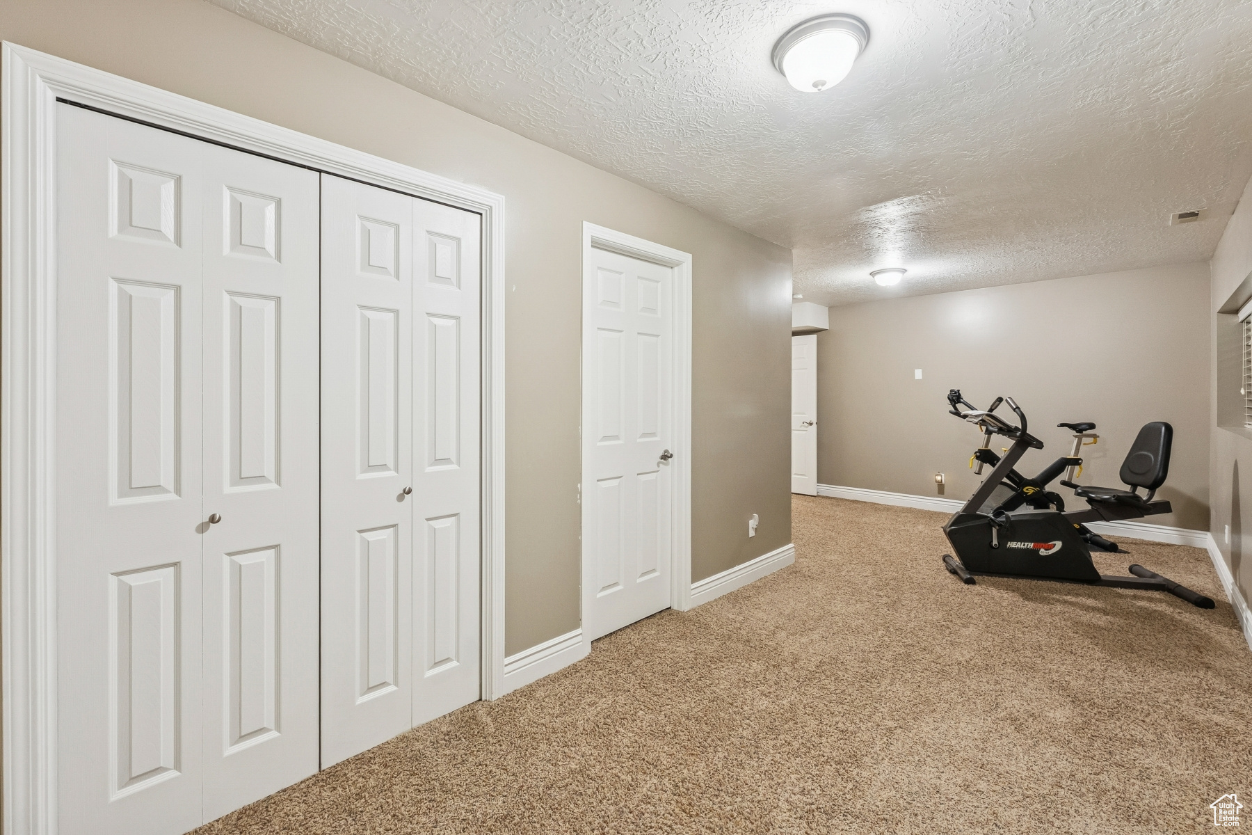 WILLOW CREEK HEIGHTS - Residential