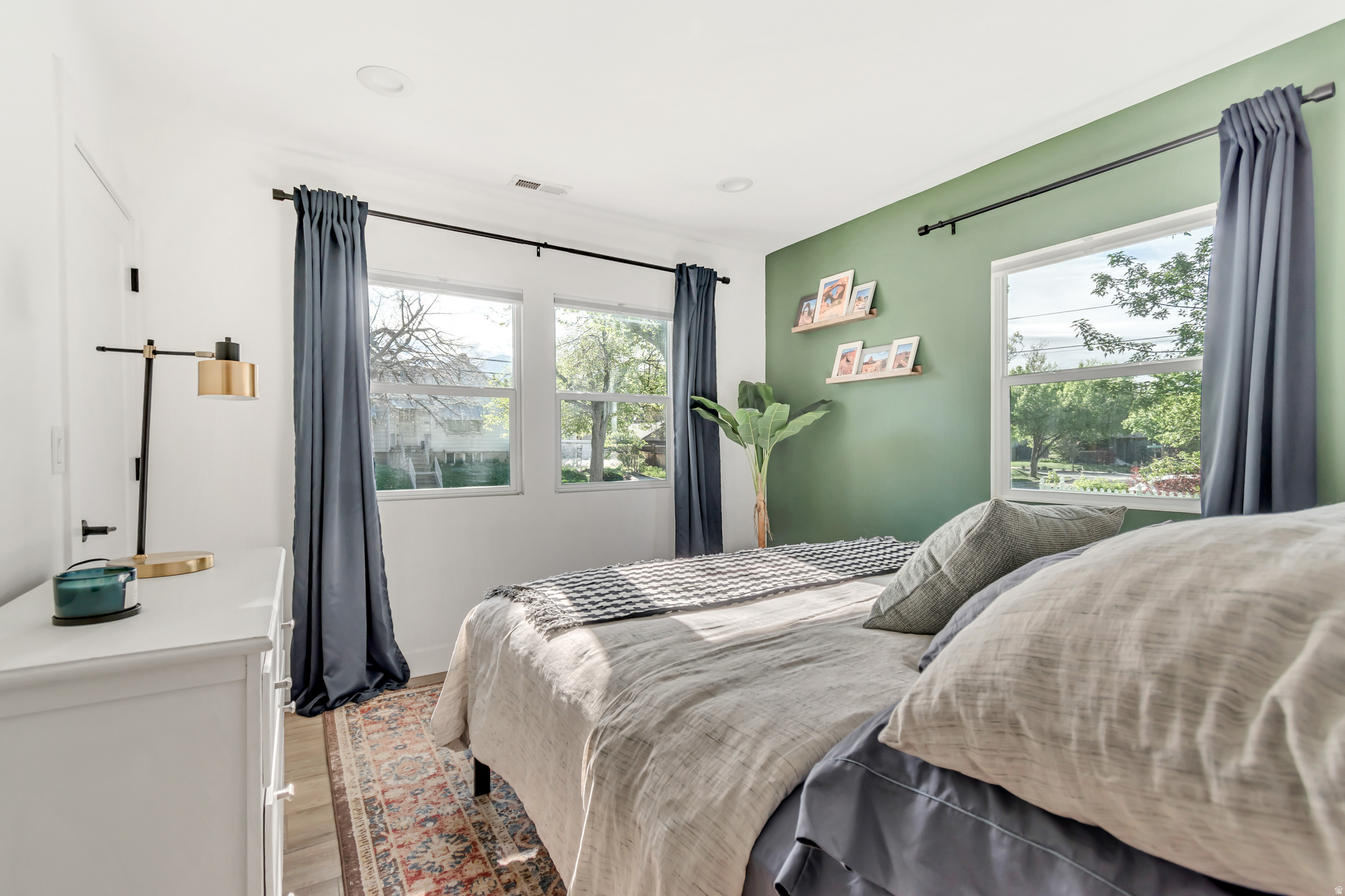 WESTMINSTER - Residential